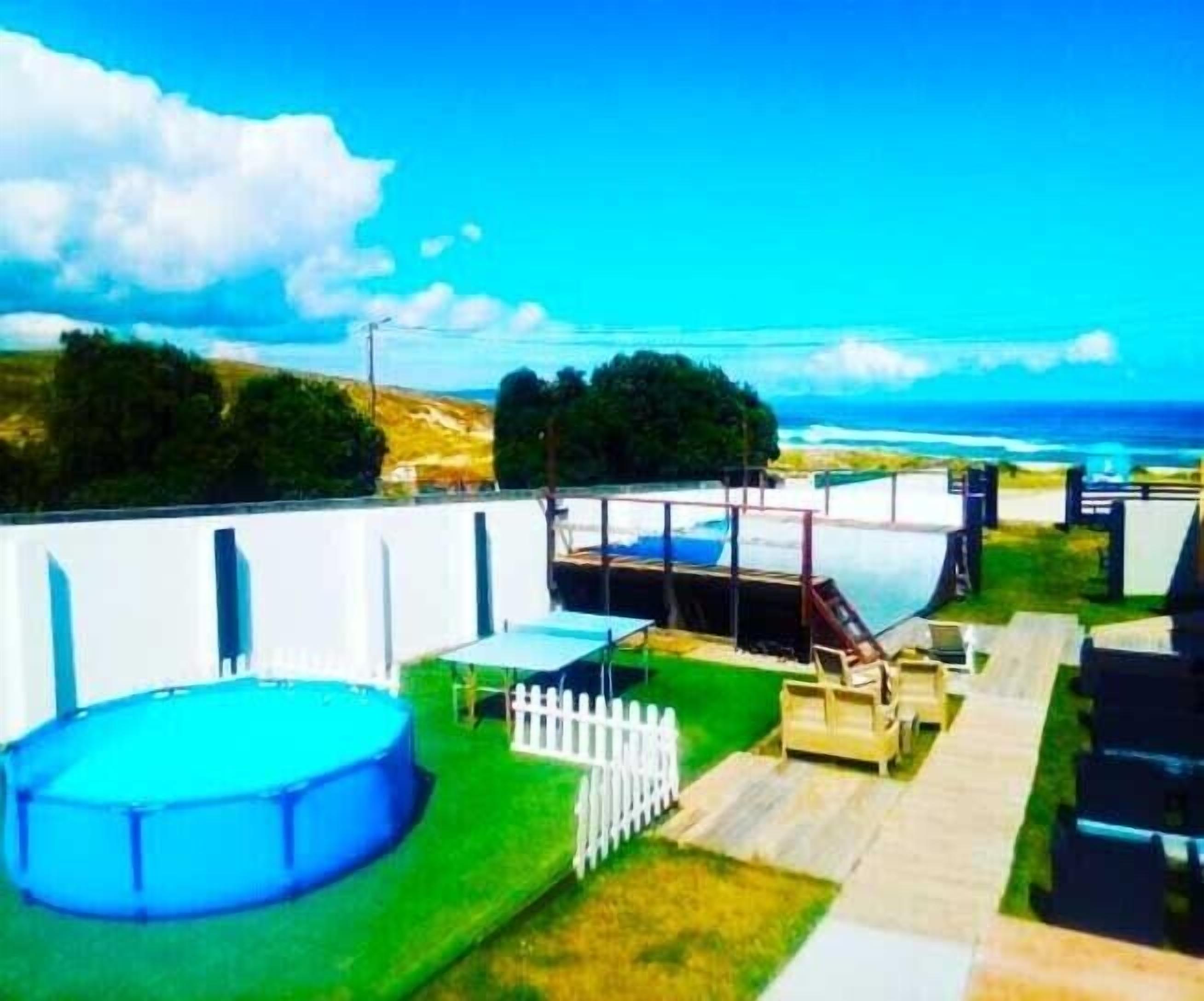 Escuela de Surf y Hostel Baldaio