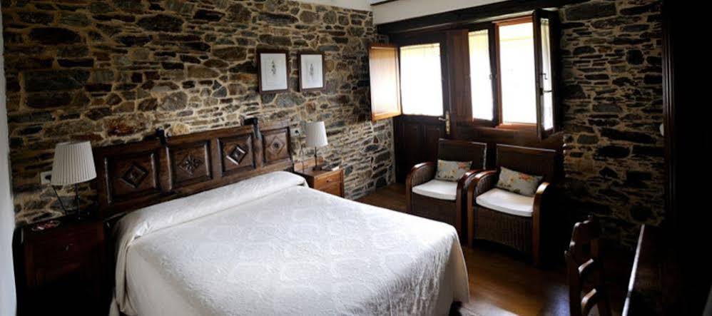 Hotel Rural Casa Peleyon