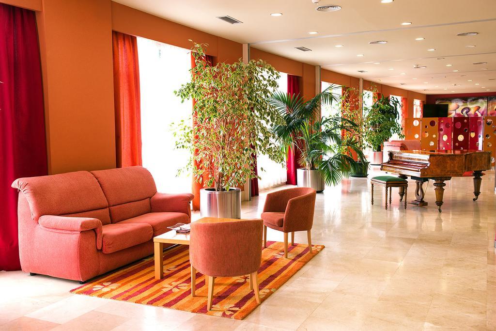 Apartamentos Mar Comillas