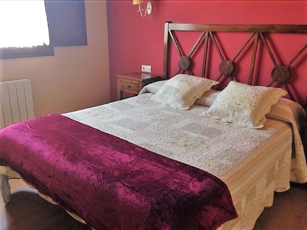 Apartamentos Rurales La Carbayala