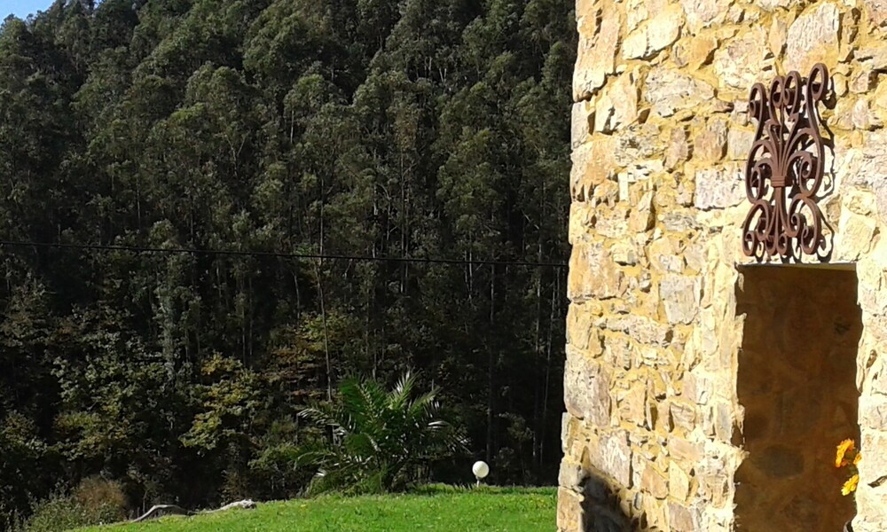 La Panera Encantada De Corollos
