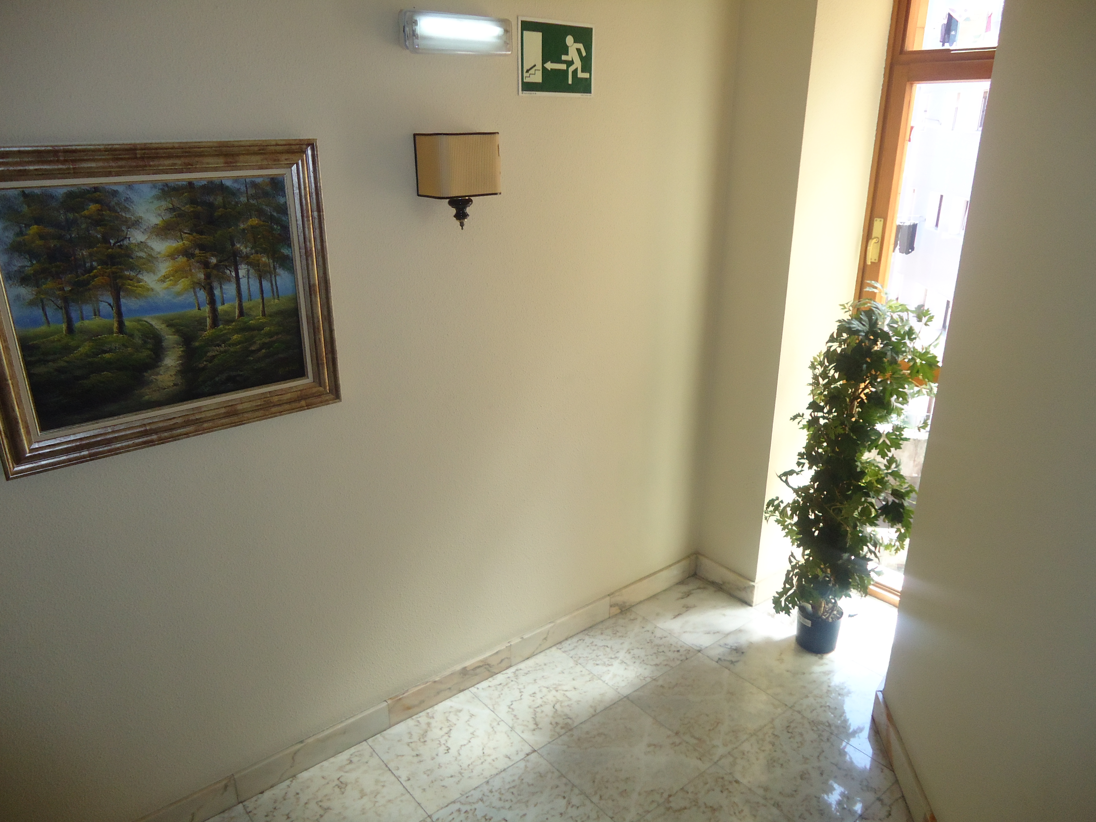 B&B HOTEL Gijón Centro Begoña