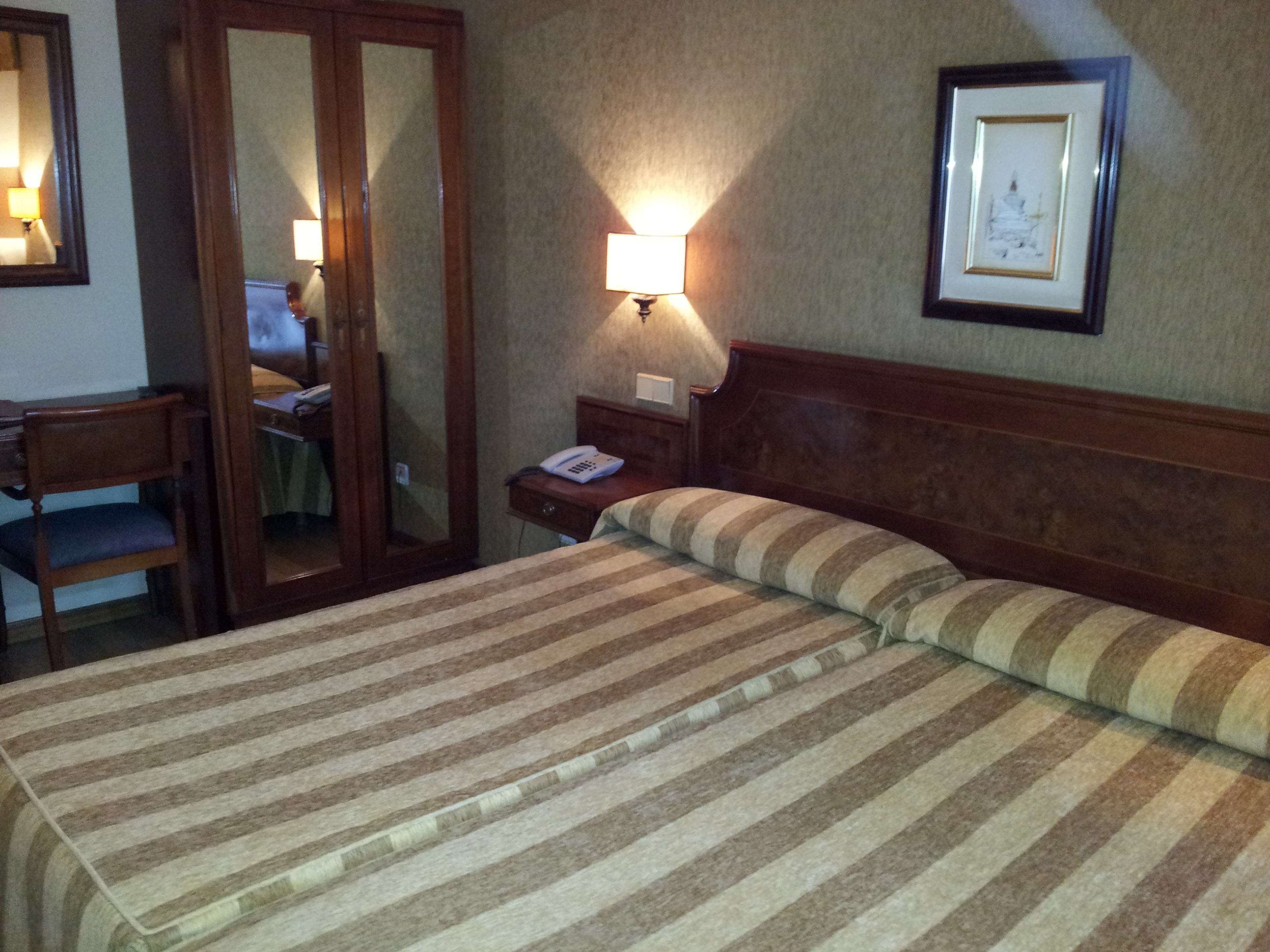B&B HOTEL Gijón Centro Begoña