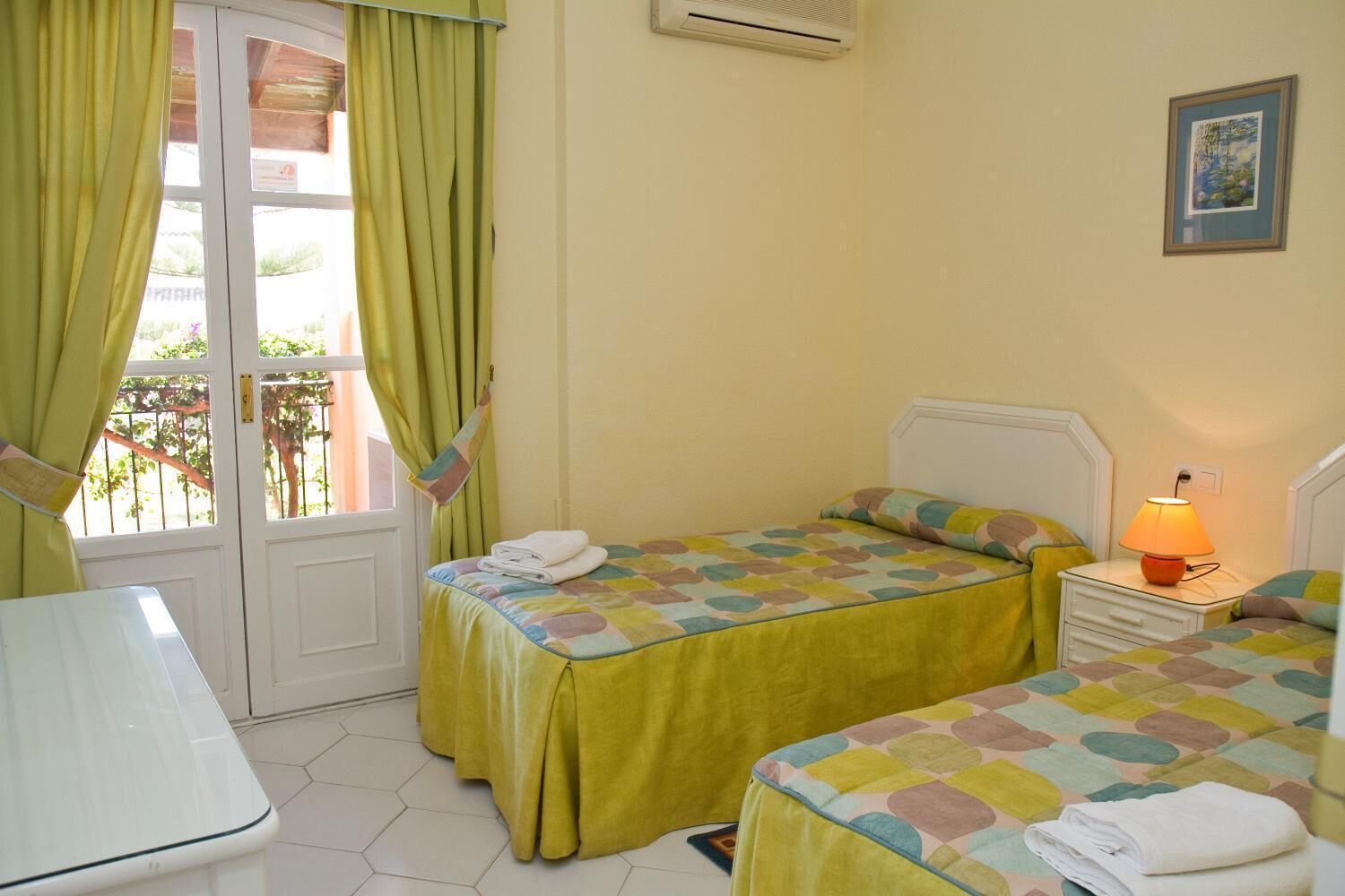 Apartamentos Silken Playa de Toró