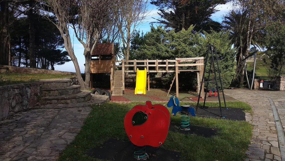 Camping Playa De Troenzo