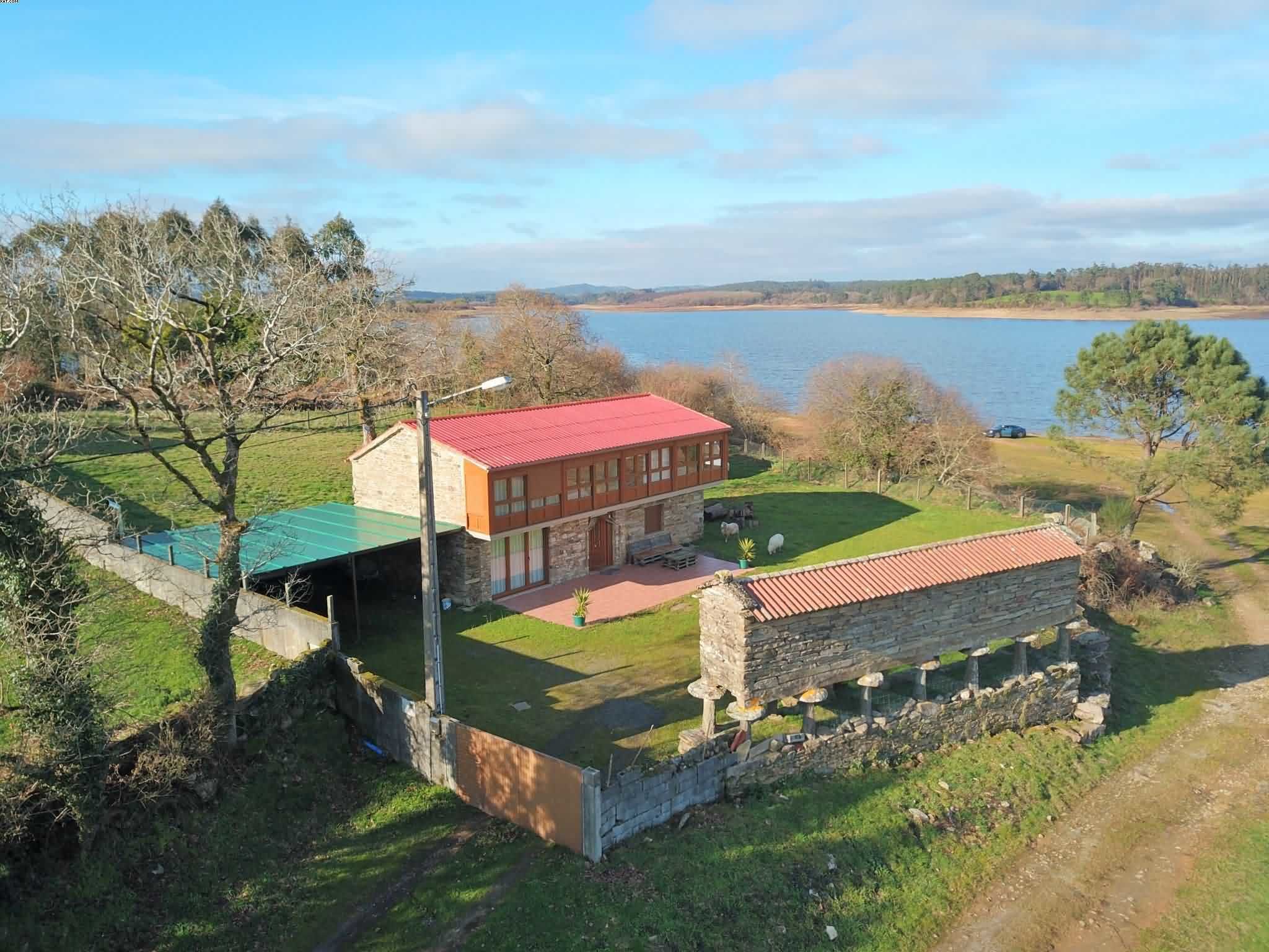 Casa Embalse Do Ezaro