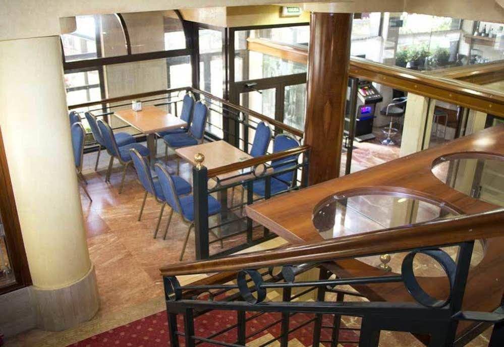 Hotel Torrebillela