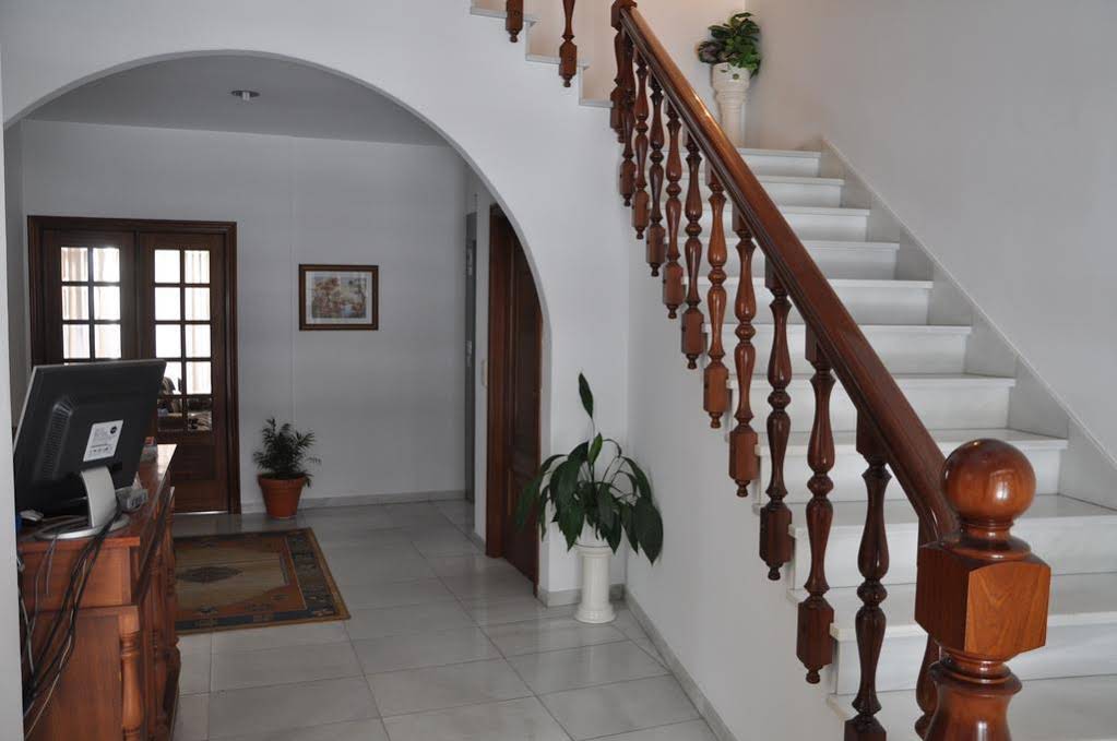 Hostal Mourelos