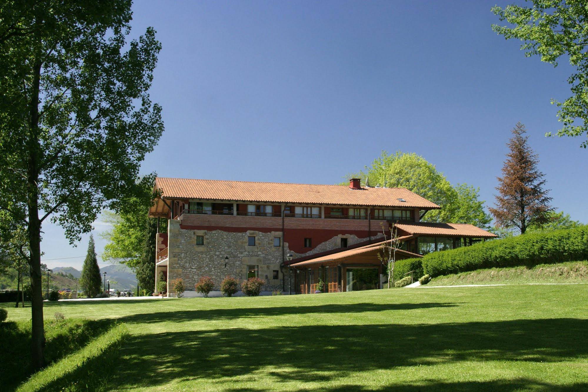 Hotel Restaurante Usategieta