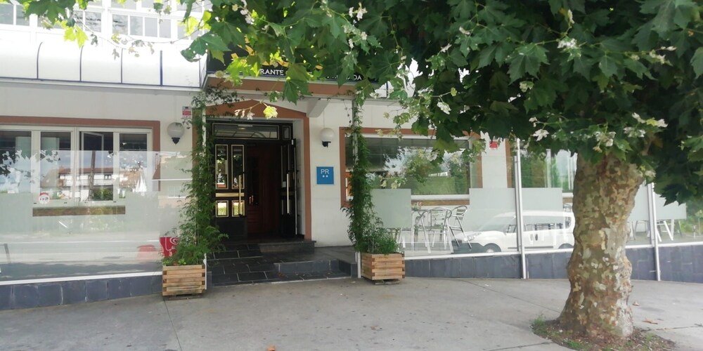 Hostal Restaurante Seoane