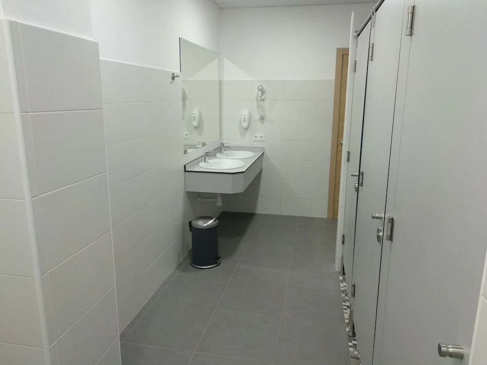 Albergue & Rooms Murgadan