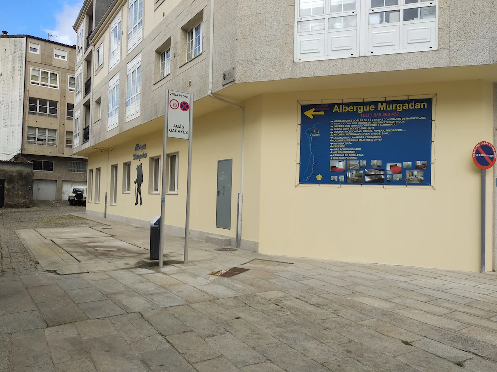 Albergue & Rooms Murgadan