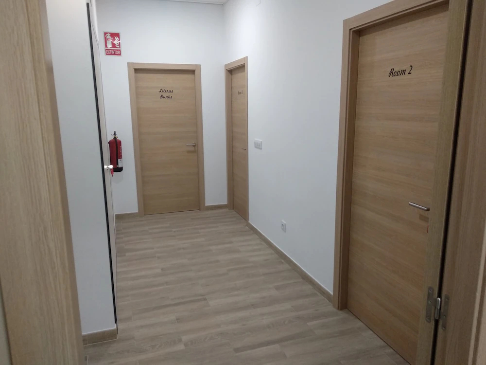 Albergue & Rooms Murgadan