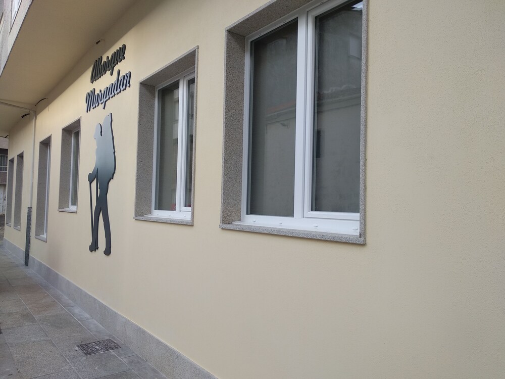 Albergue & Rooms Murgadan