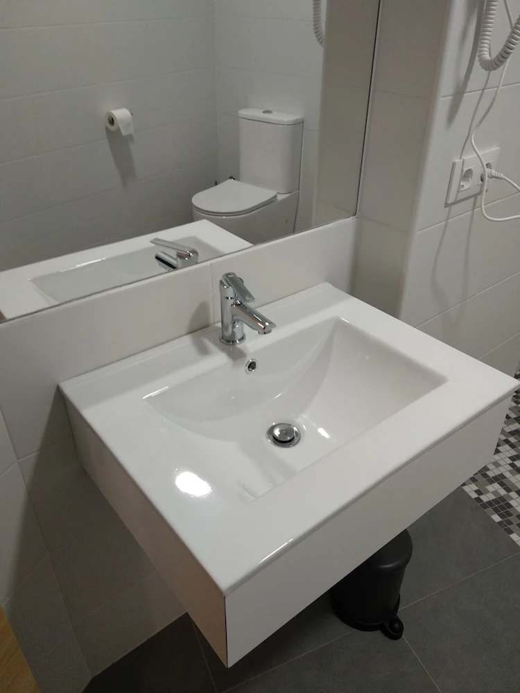 Albergue & Rooms Murgadan