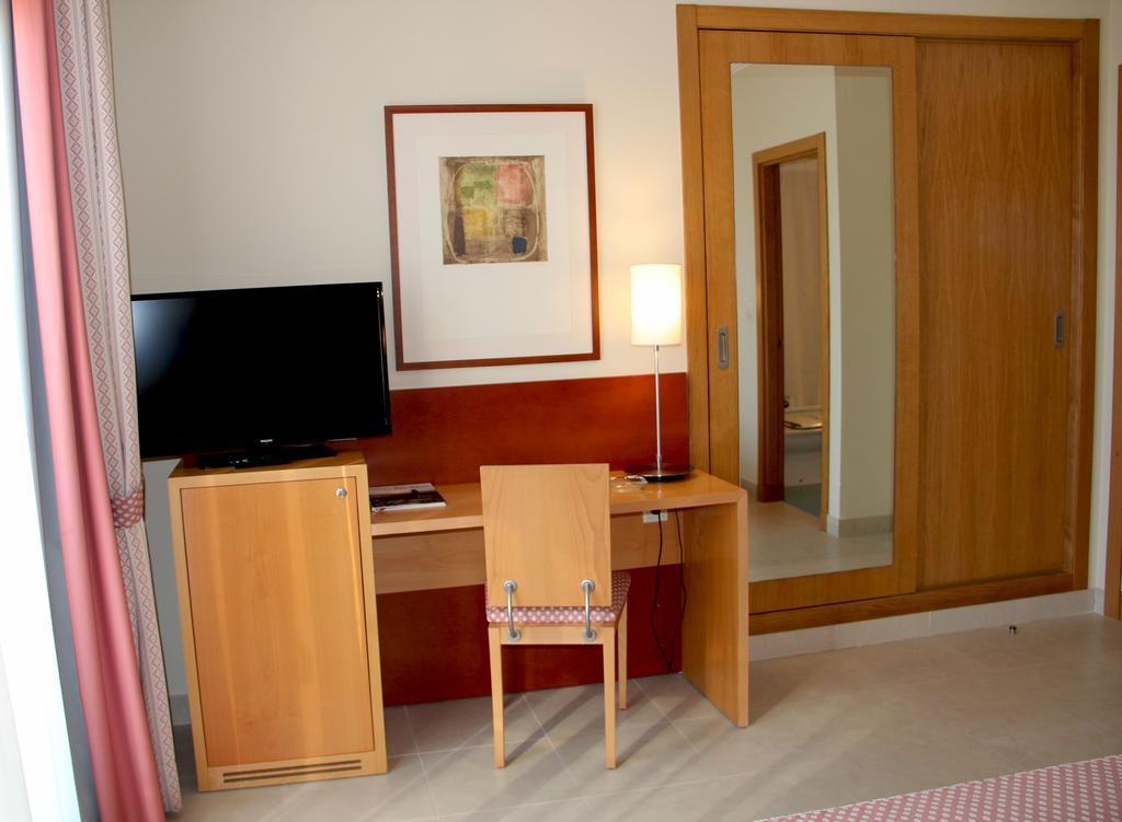 Canelas Hotel
