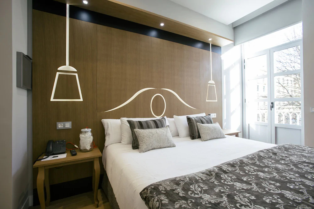 LEGAZPI DOCE Rooms & Suites