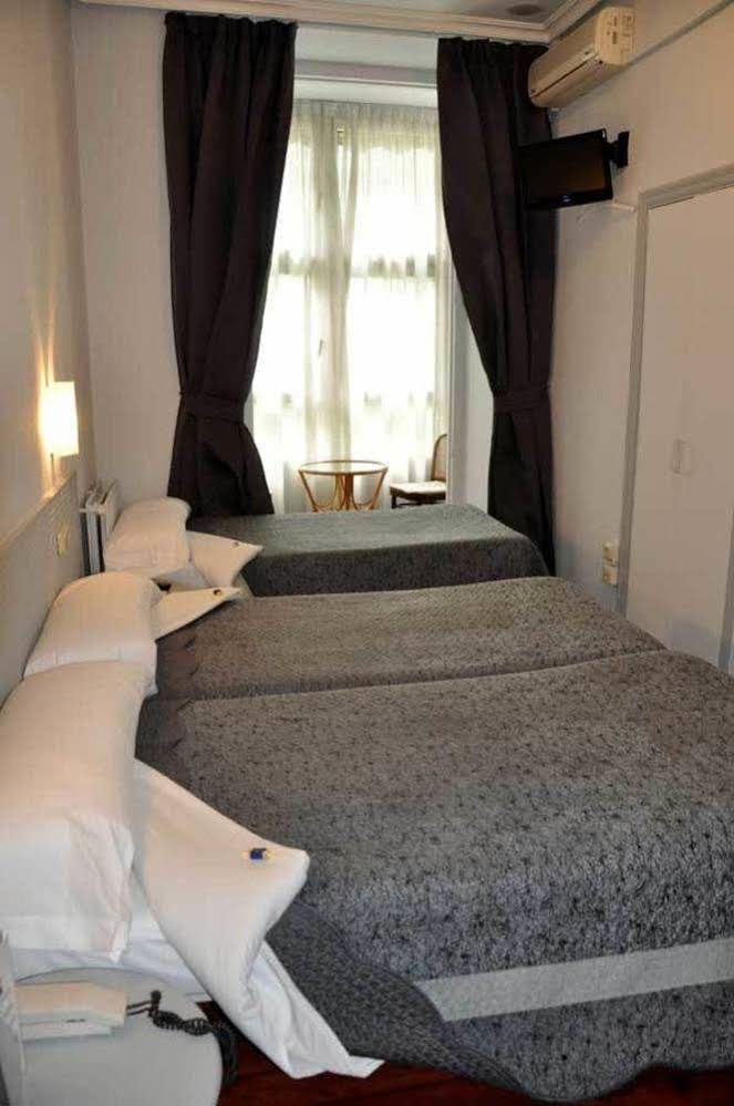 Pension Donostiarra