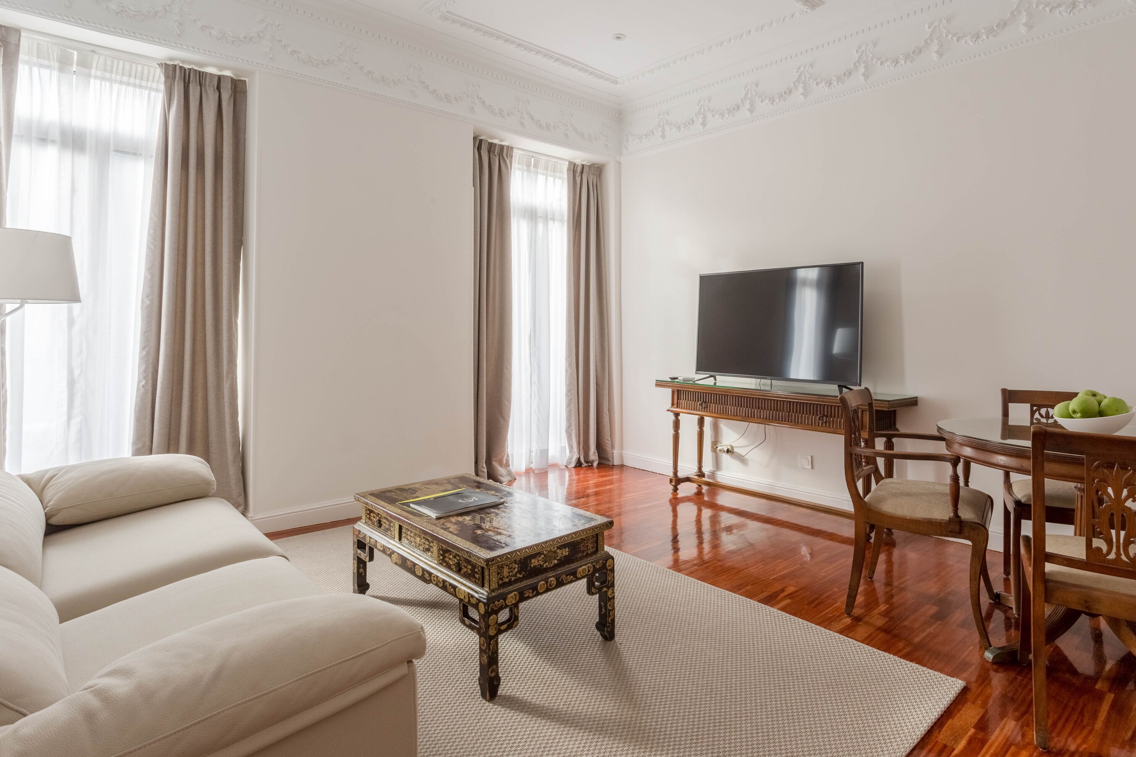 Sercotel Apartamentos Europa