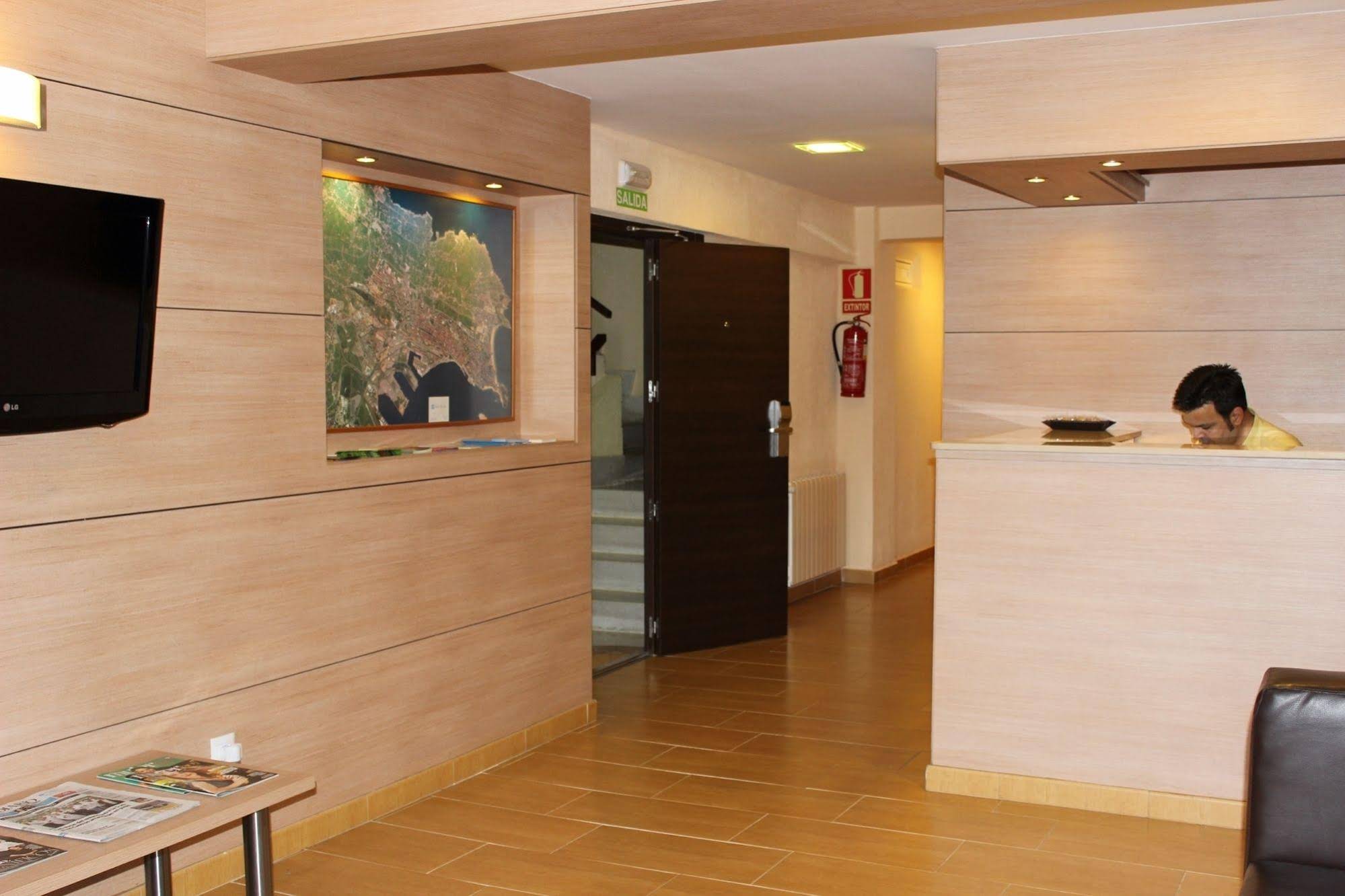 Hostal Rocamar