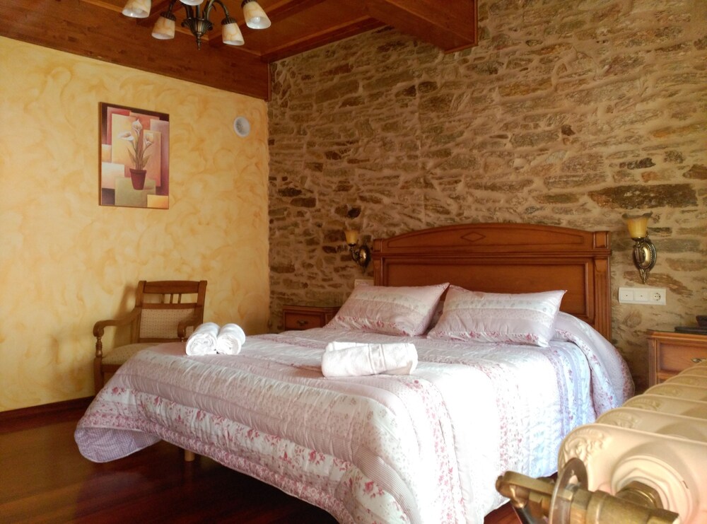 Hotel Pico Sacro II