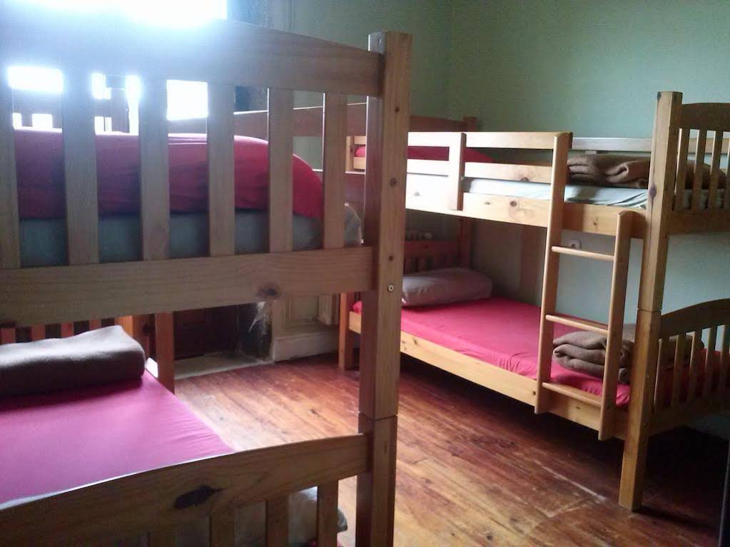 Roots&Boots Singular Hostel