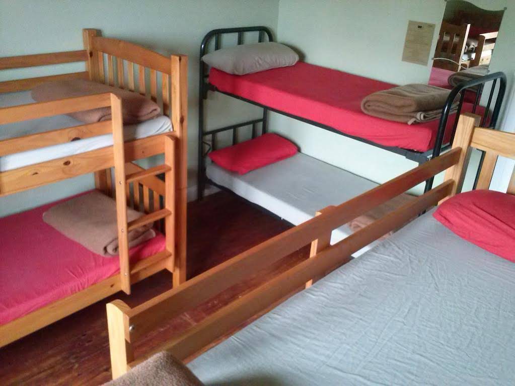 Roots&Boots Singular Hostel