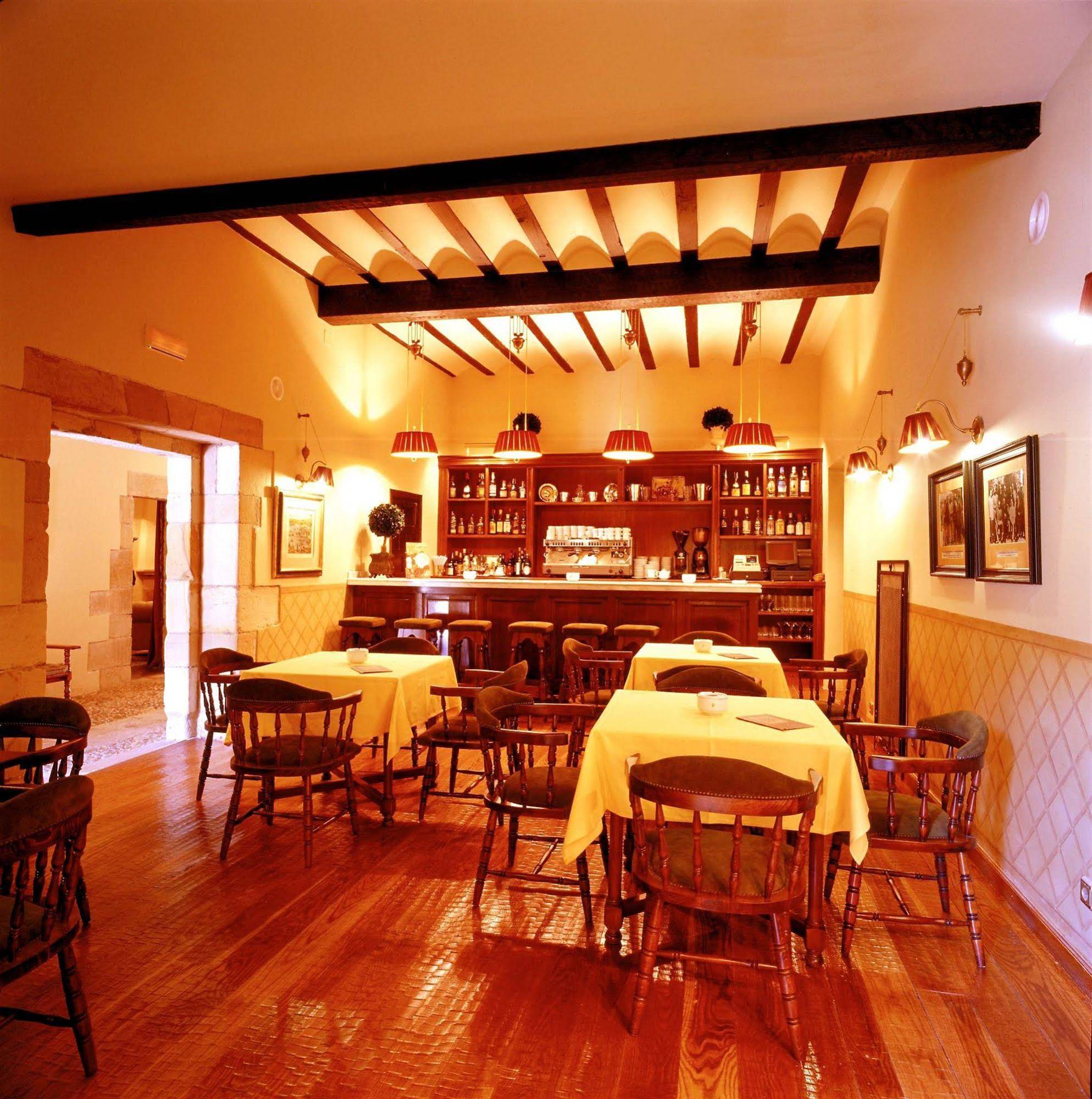 Parador de Santillana Gil Blas