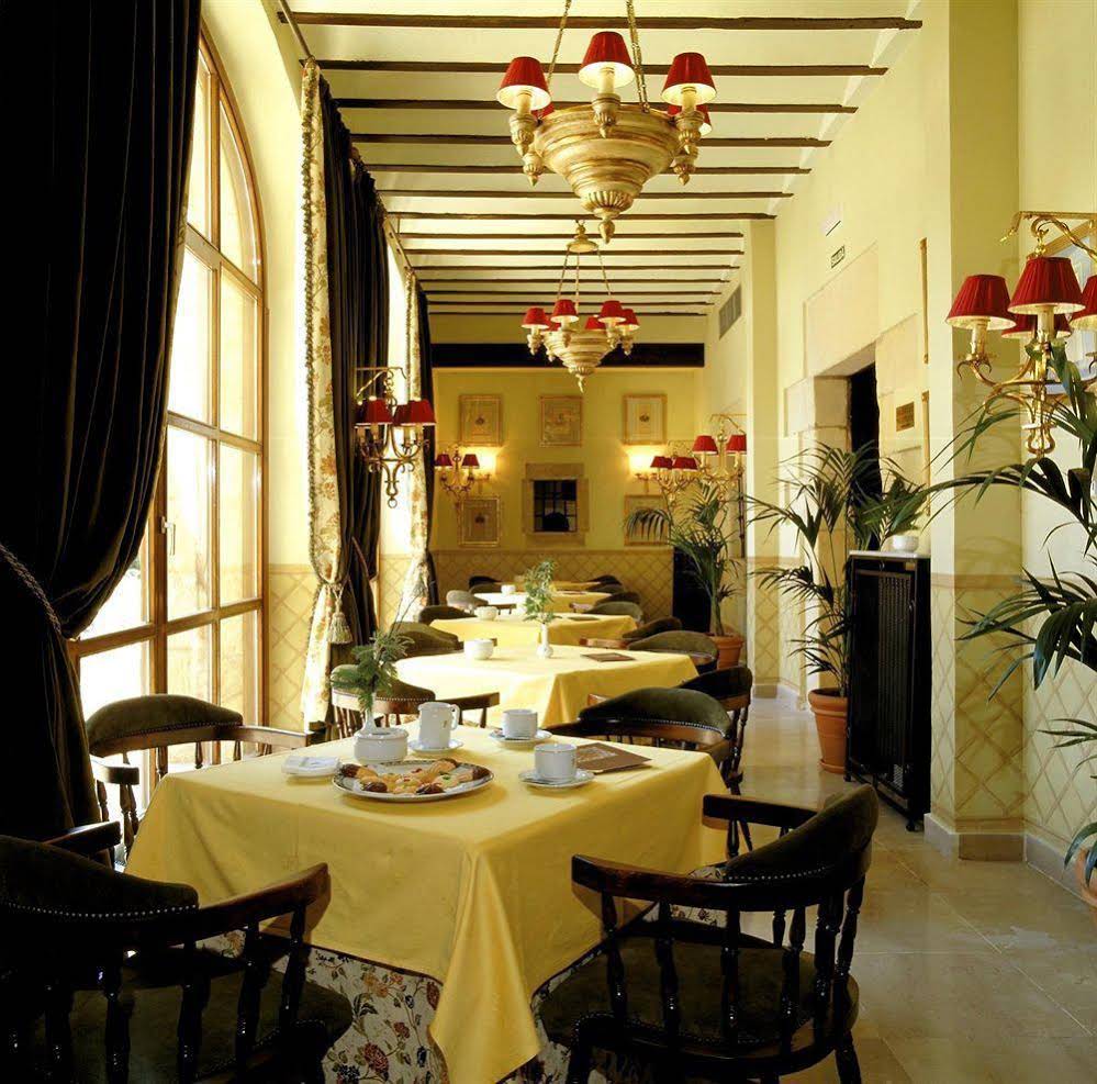Parador de Santillana Gil Blas
