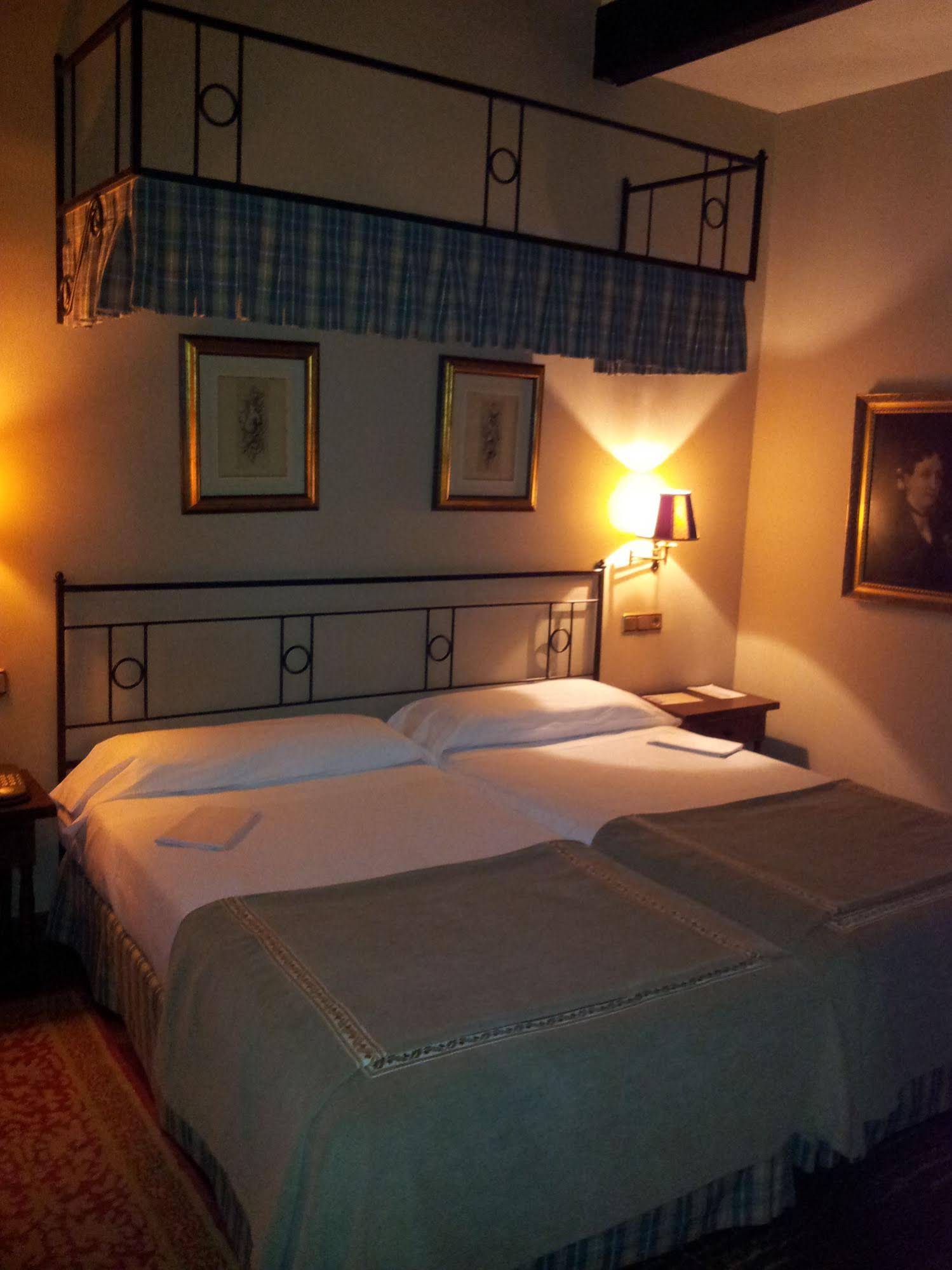 Parador de Santillana Gil Blas
