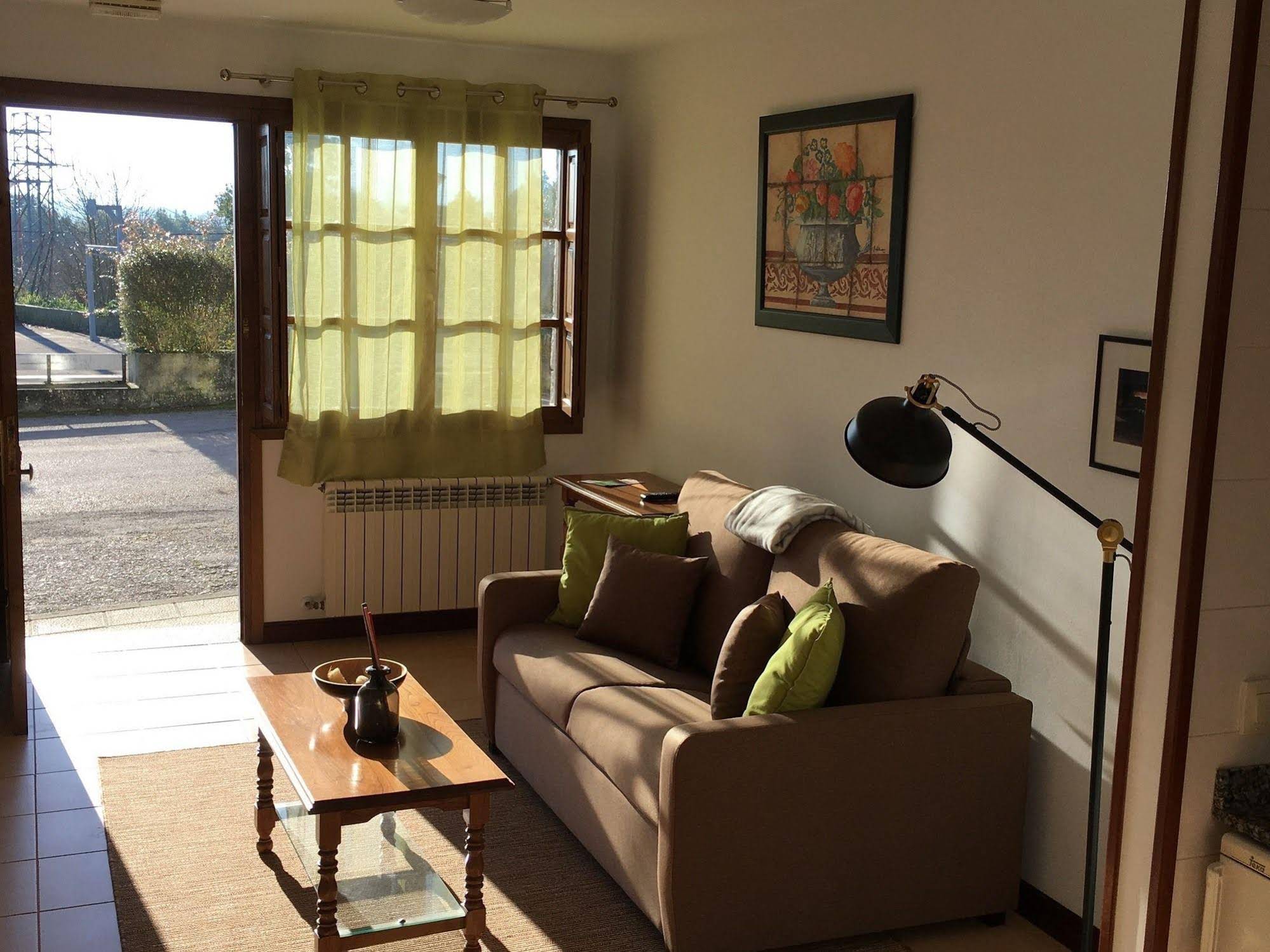 Apartamentos El Cardeo