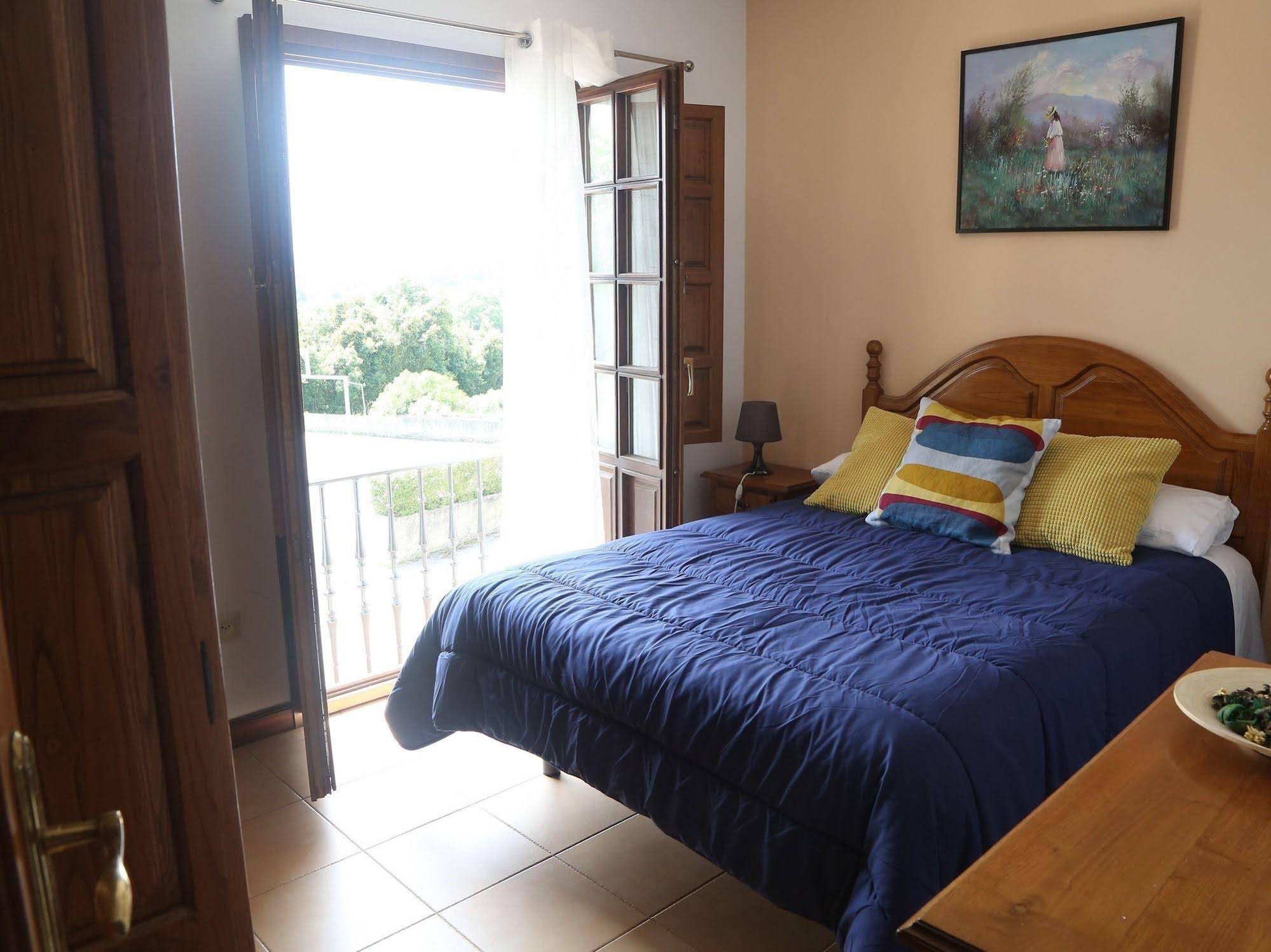 Apartamentos El Cardeo