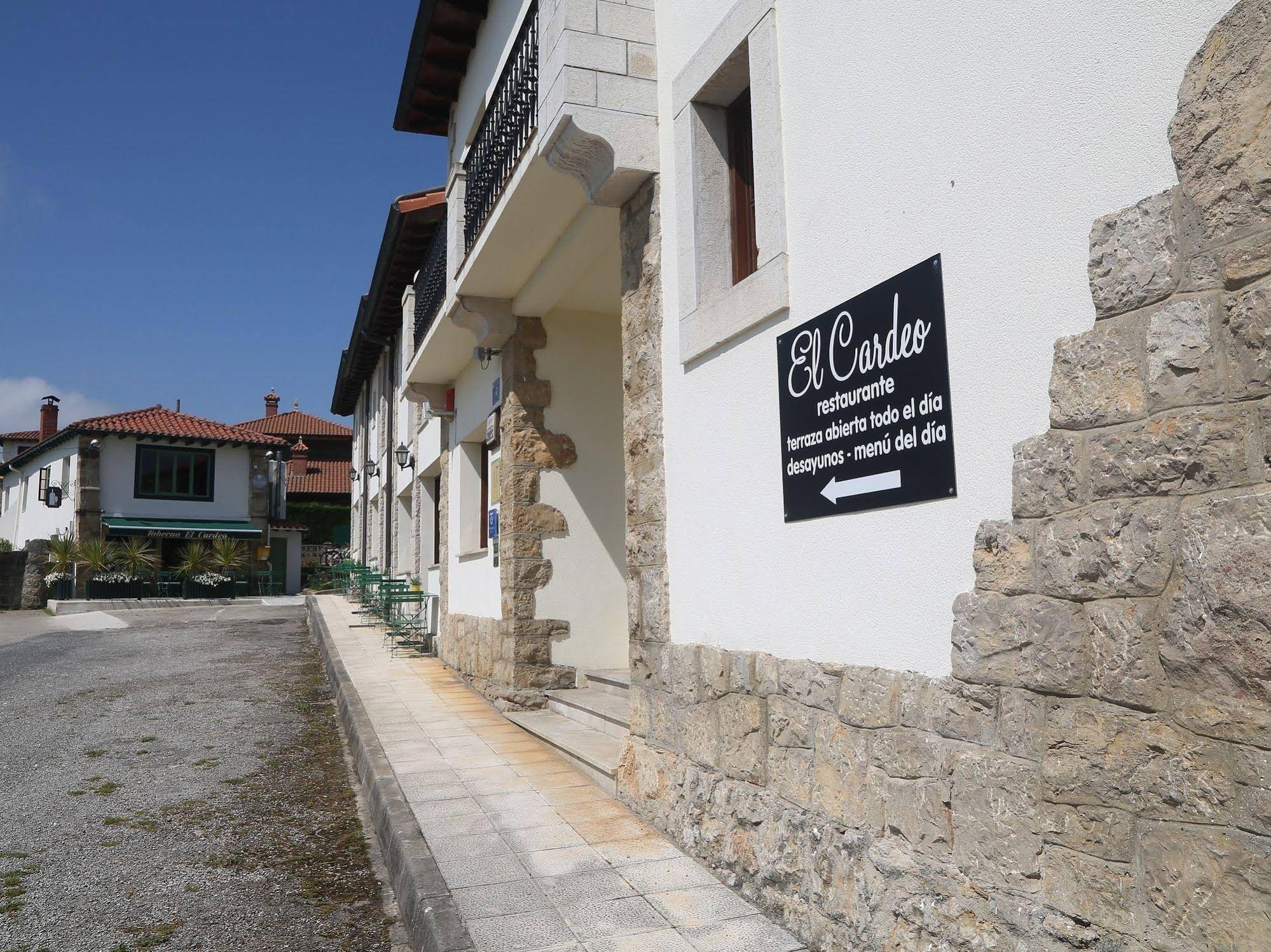 Apartamentos El Cardeo