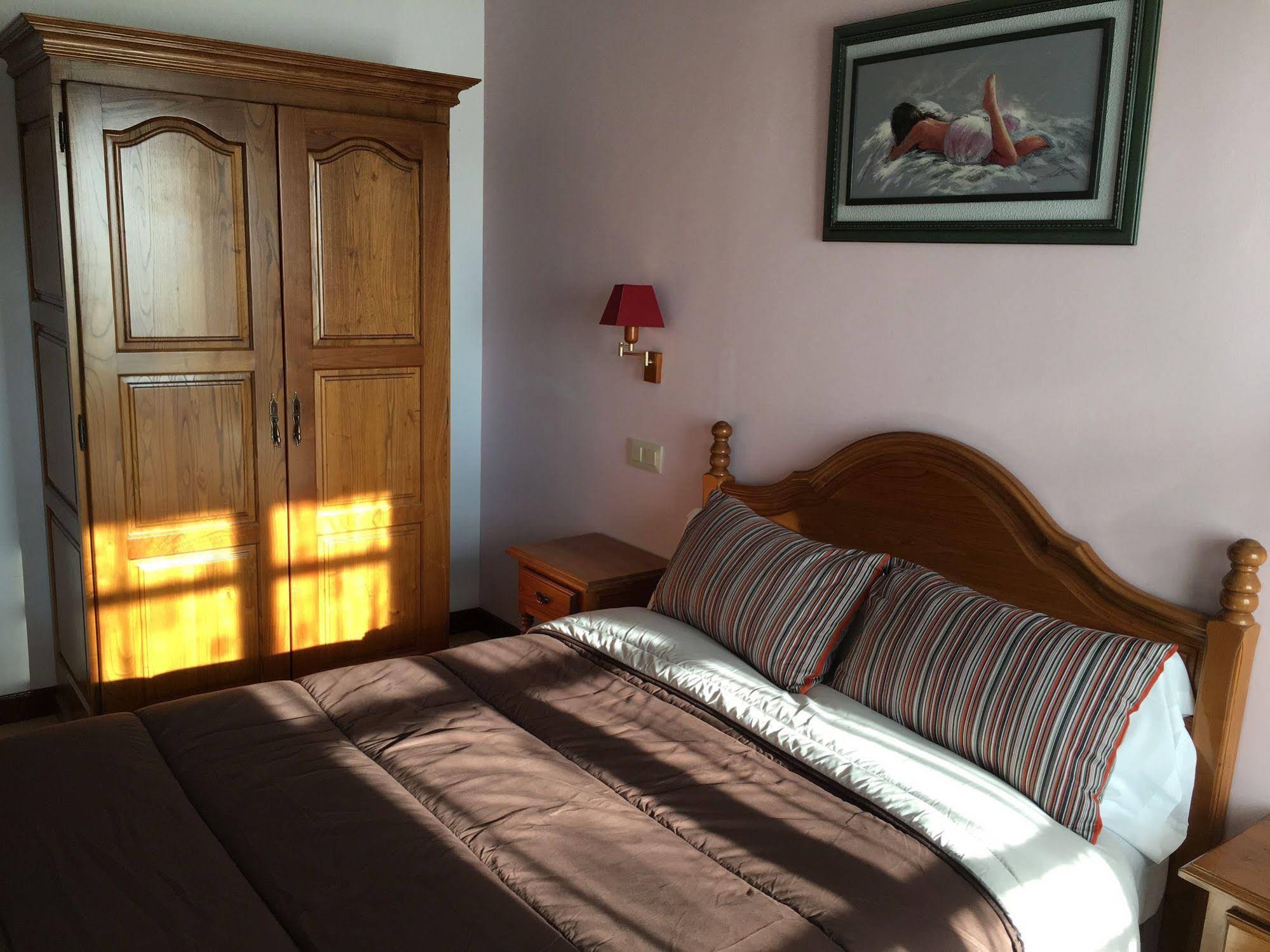 Apartamentos El Cardeo