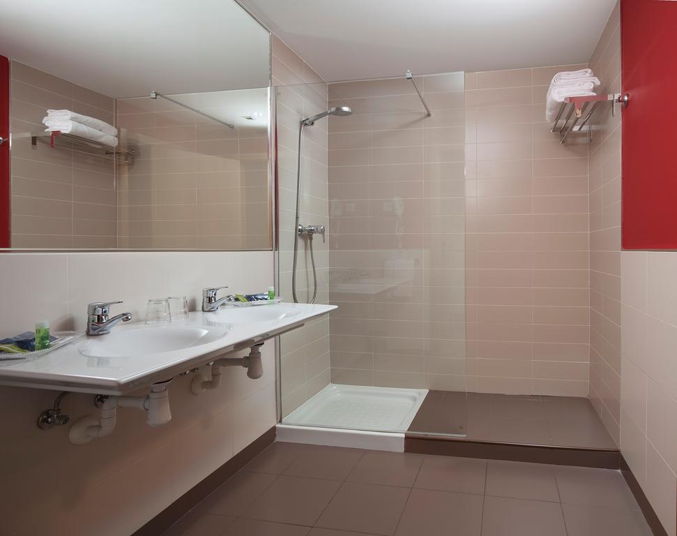 Hotel Naval Sestao