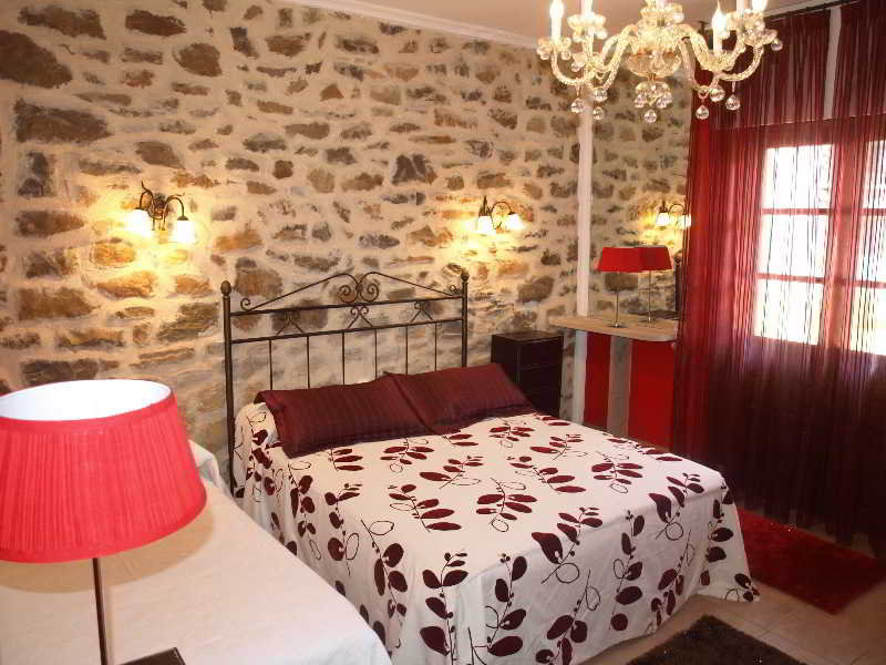 El Pomar Hosteria