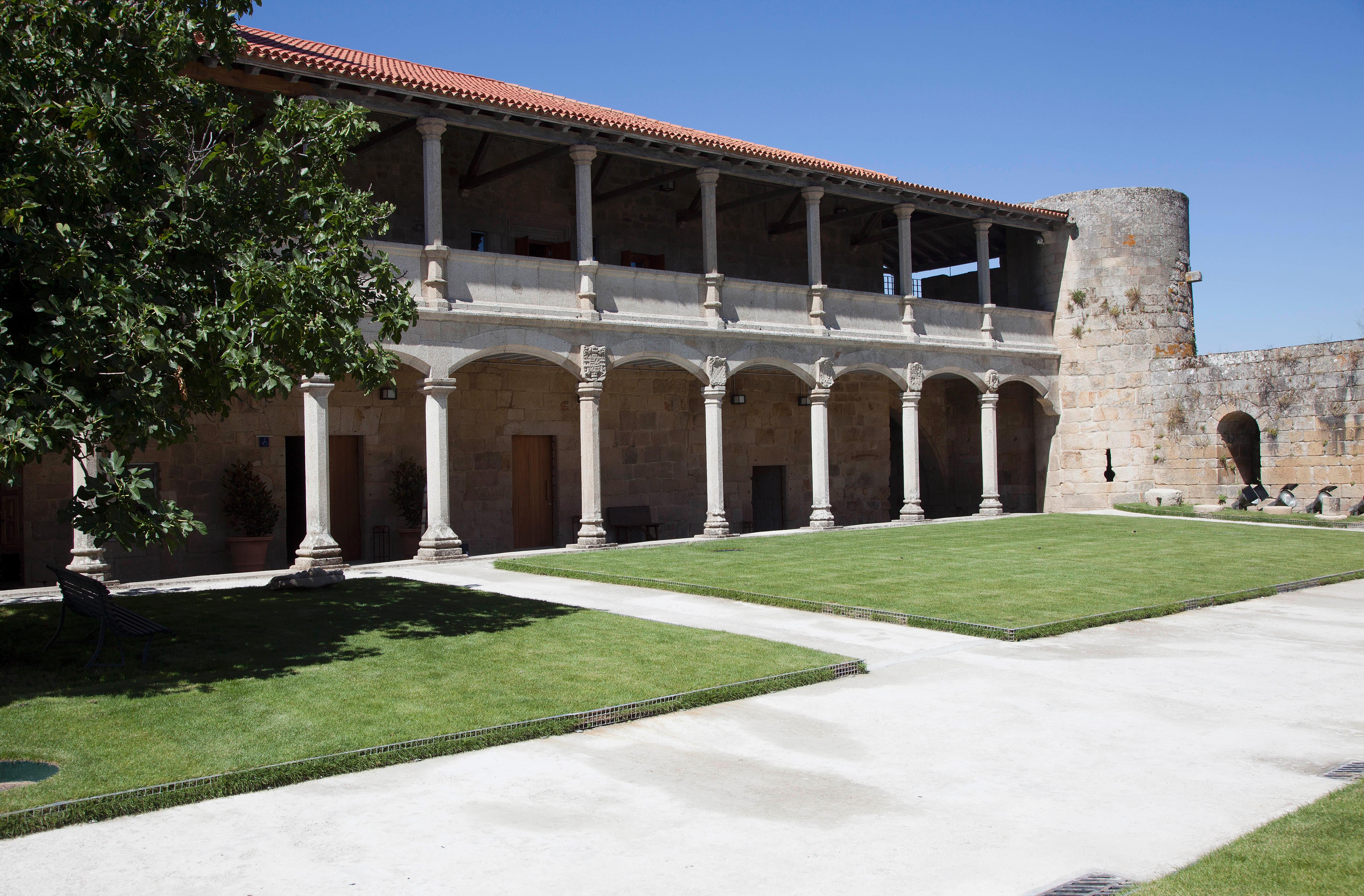 Parador Castillo de Monterrei