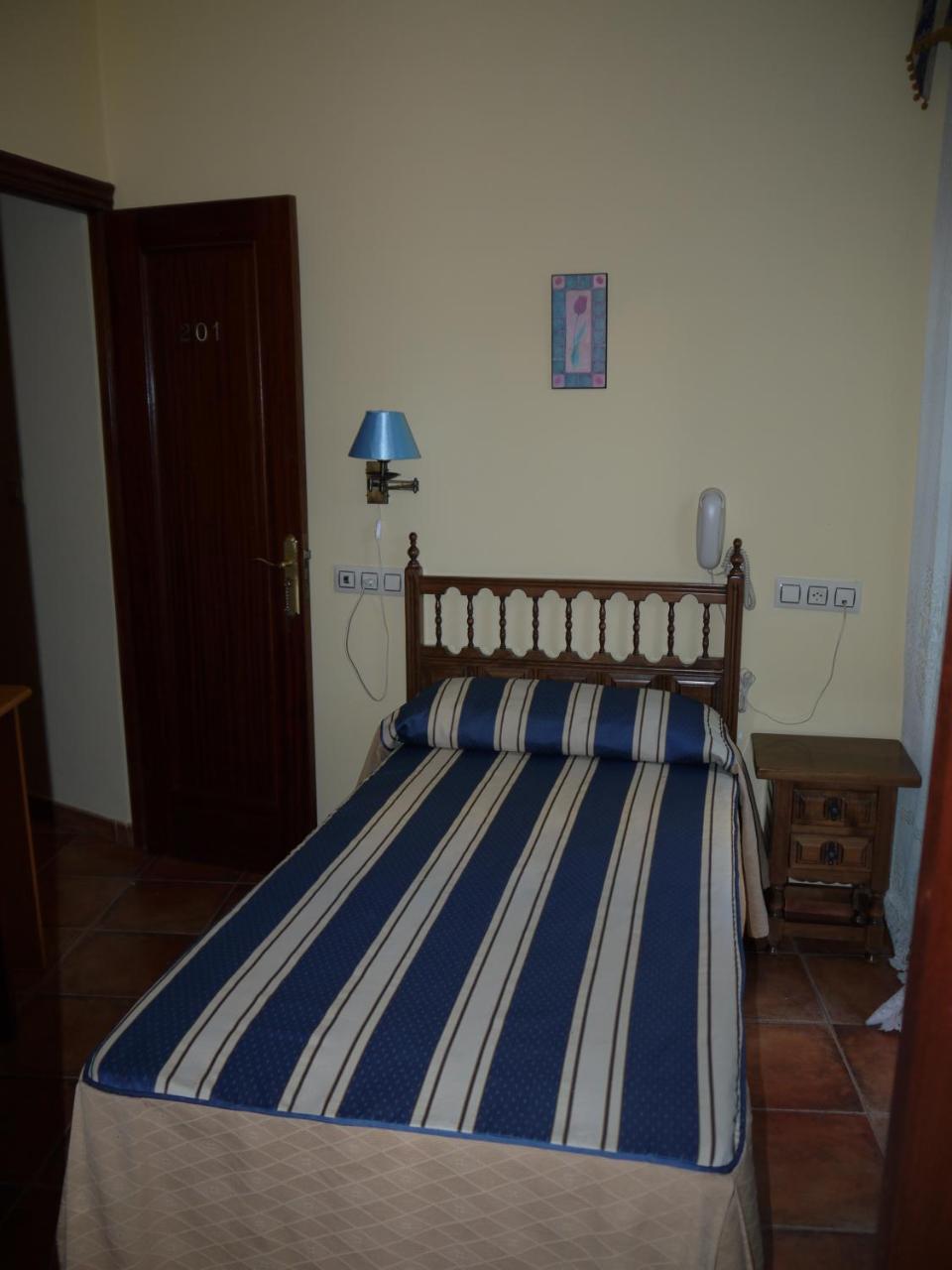 Hostal Casais
