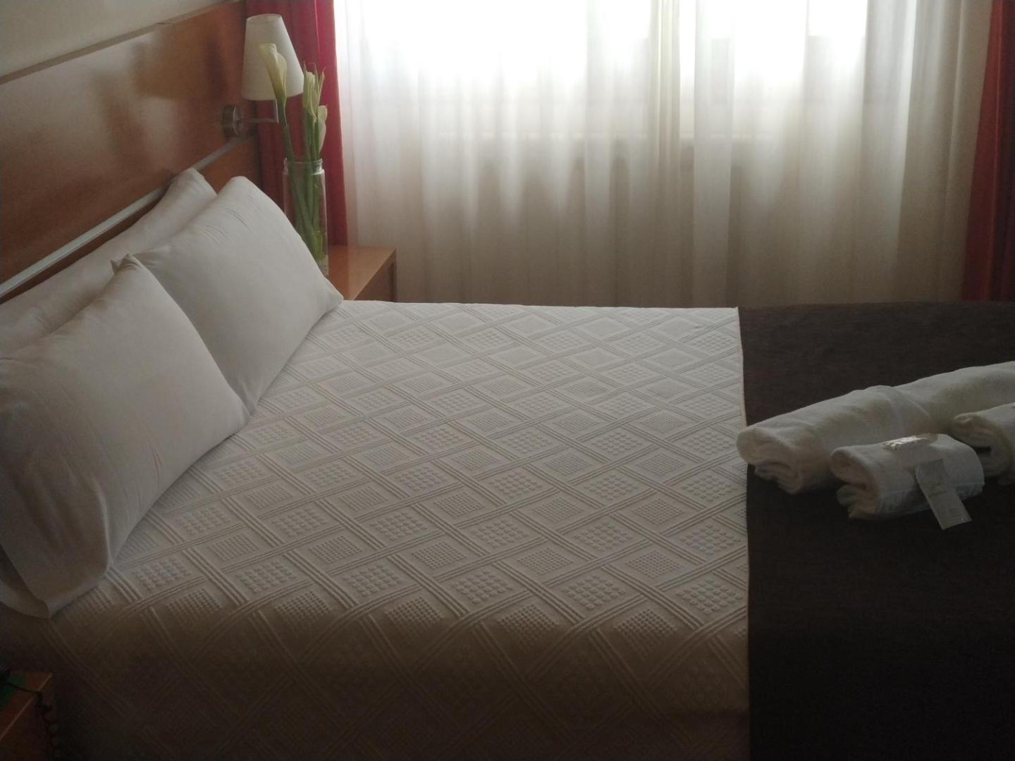Hotel Avion