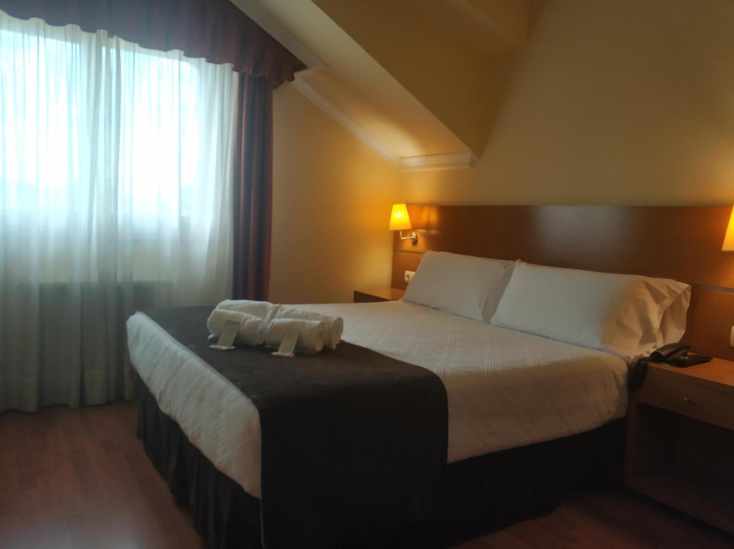 Hotel Avion