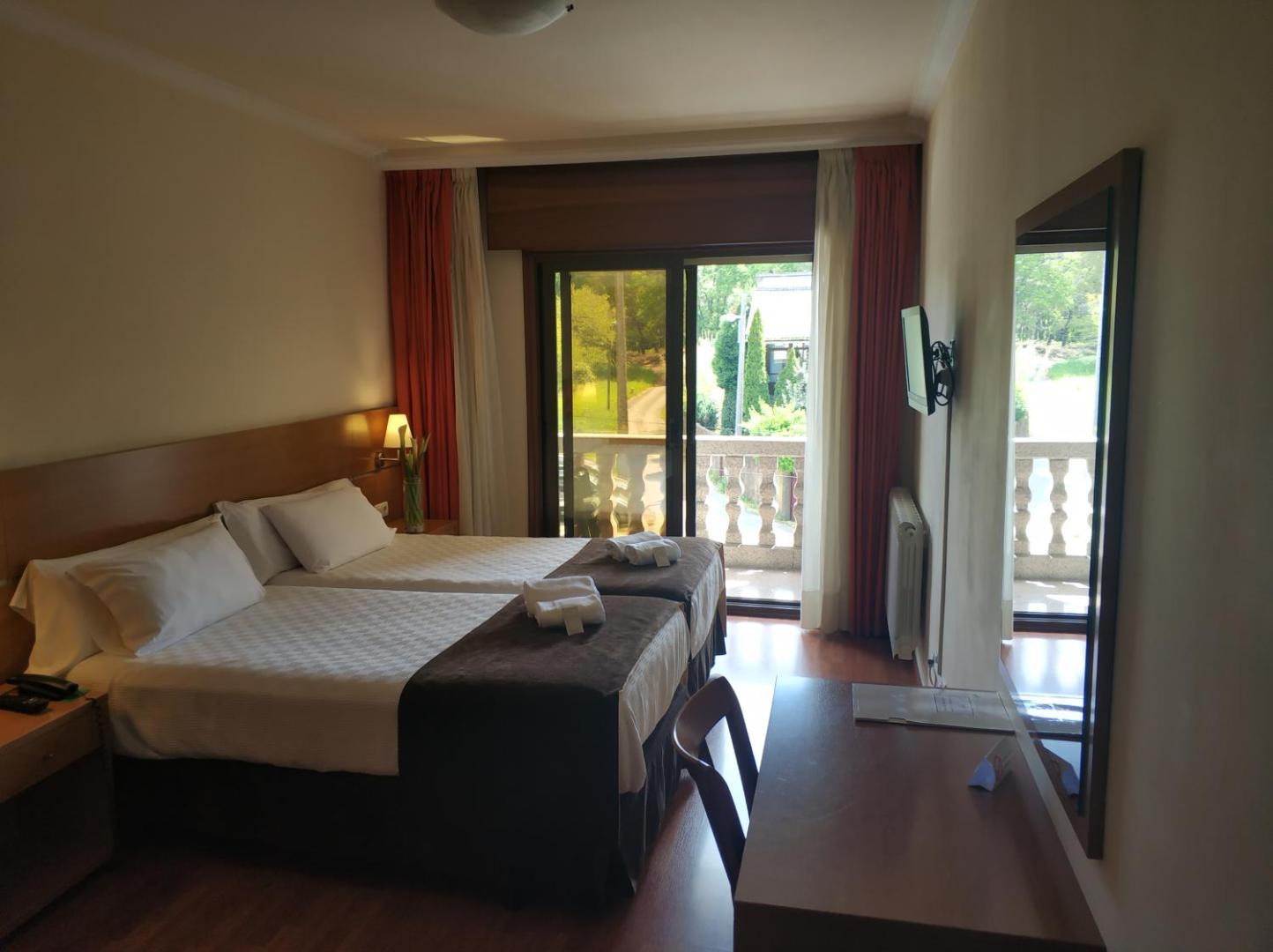 Hotel Avion