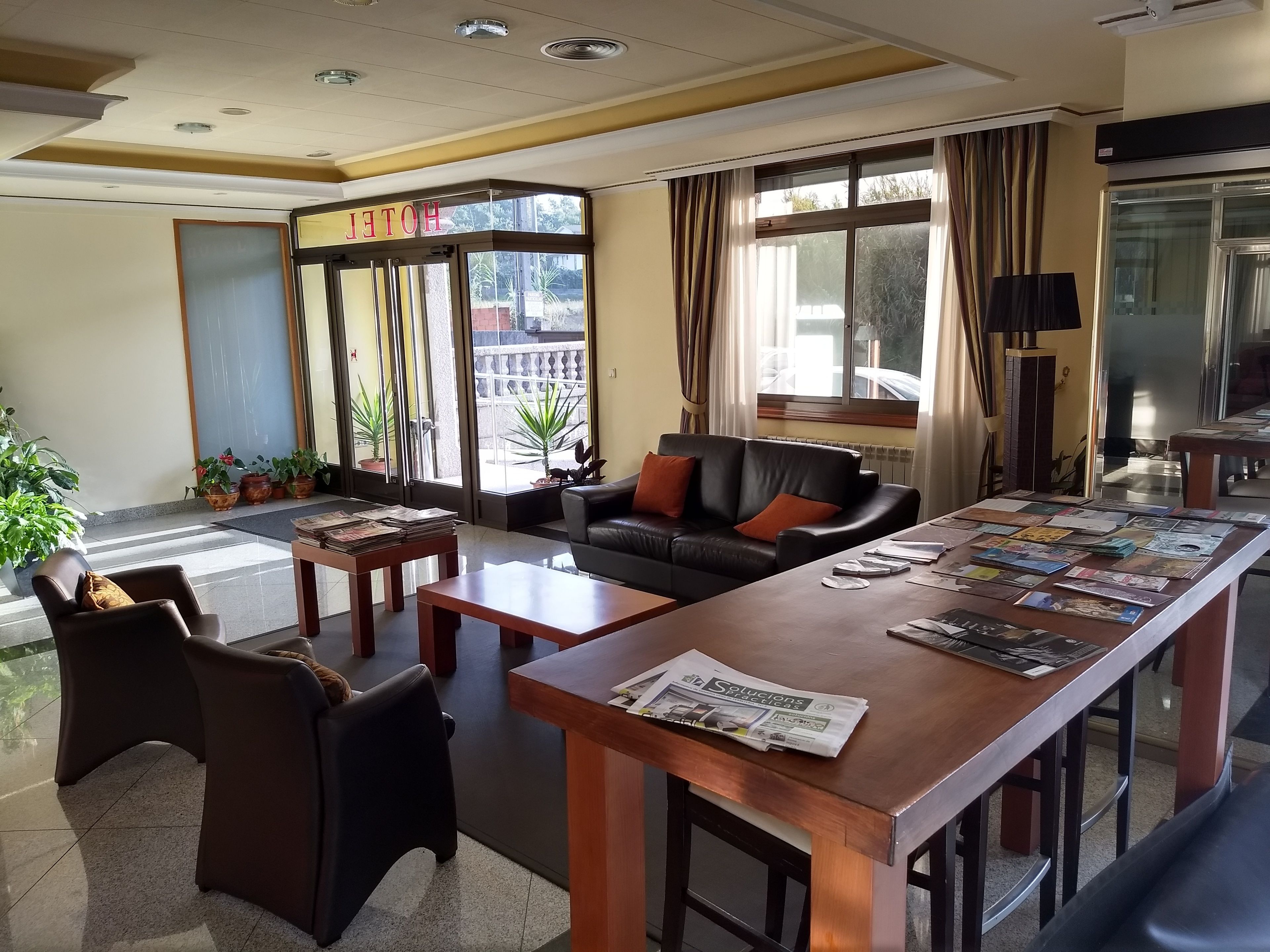 Hotel Avion