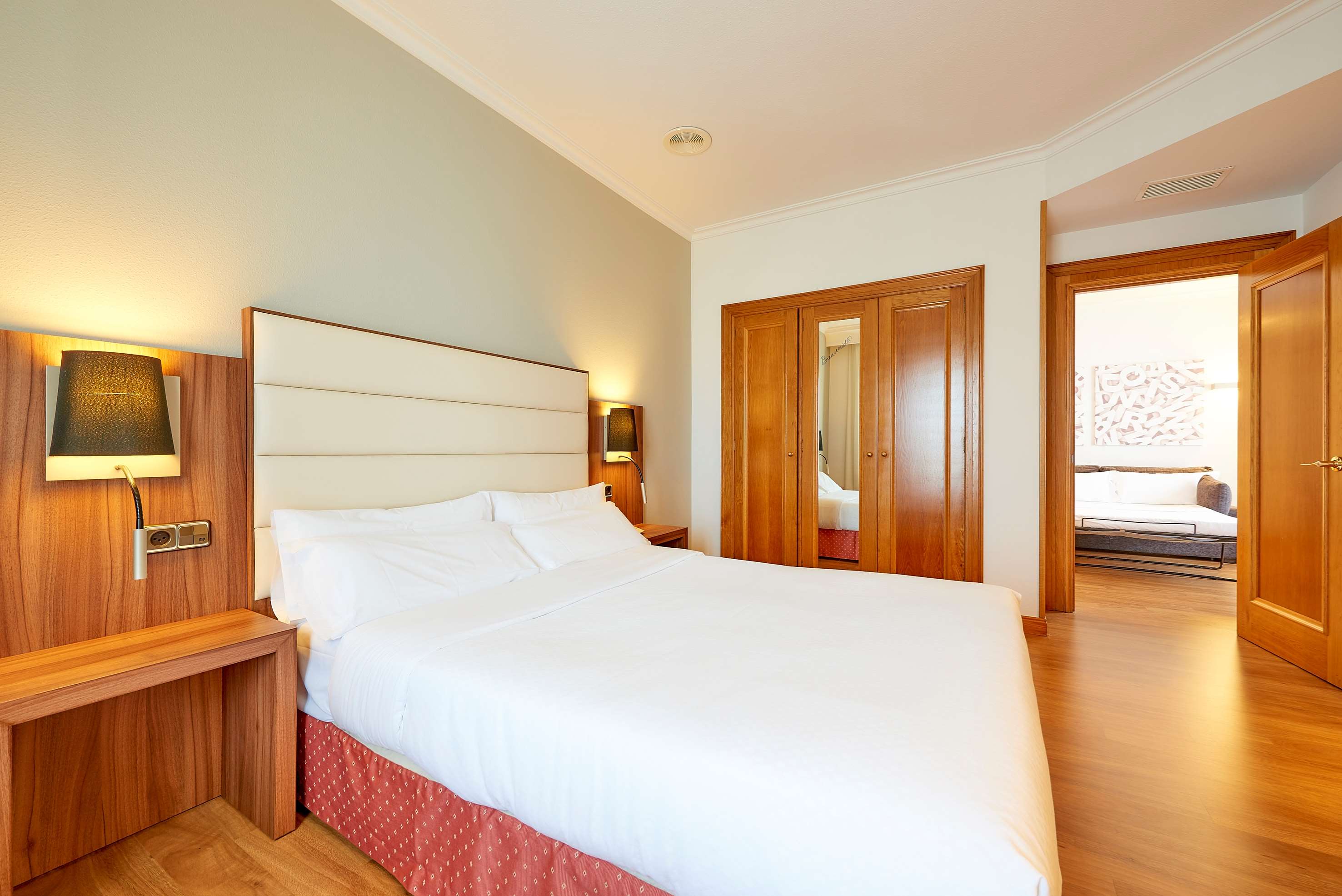 Hotel Vigo Los Galeones, Affiliated by Meliá