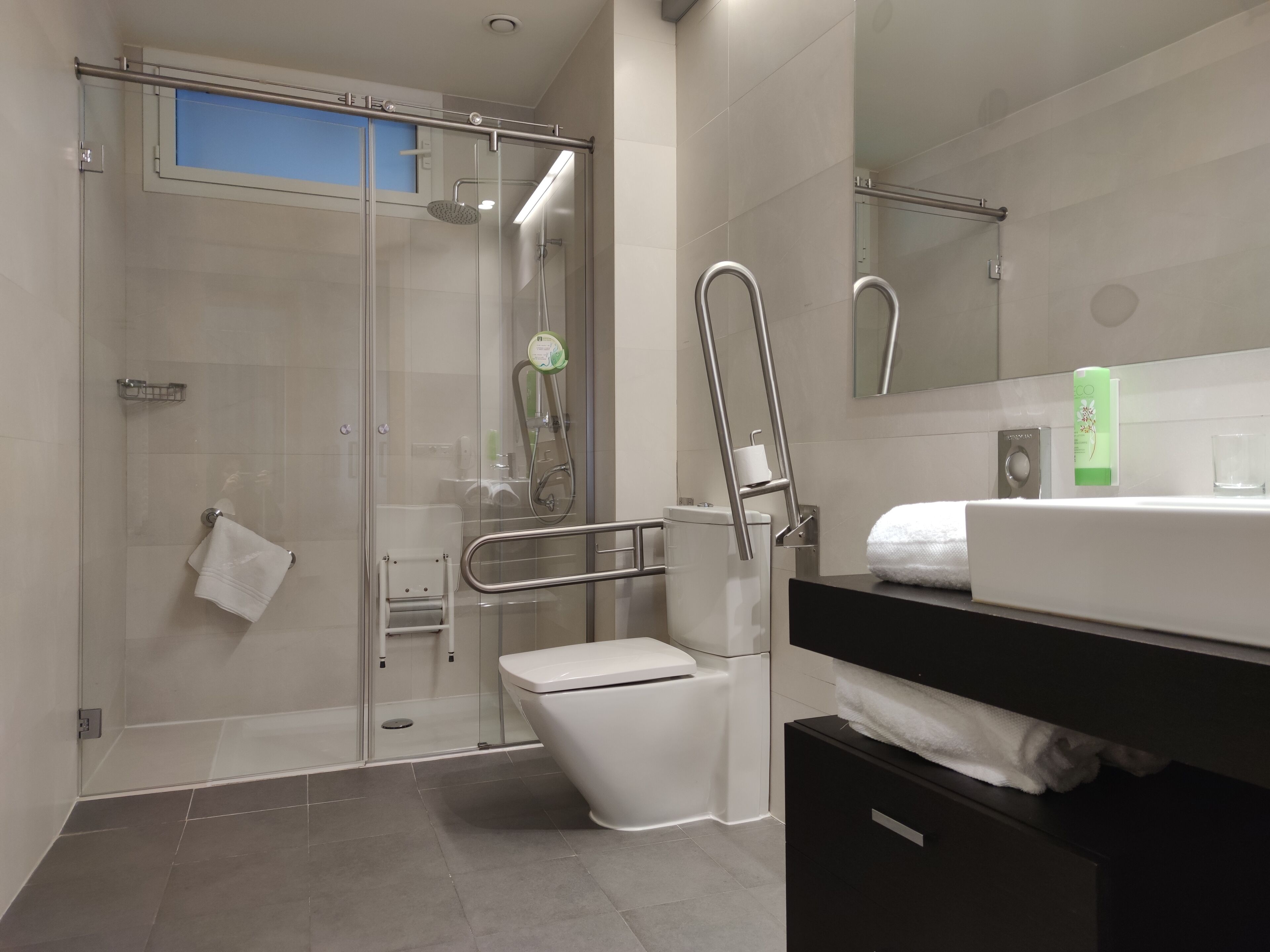 Sercotel Jardines de Uleta Suites