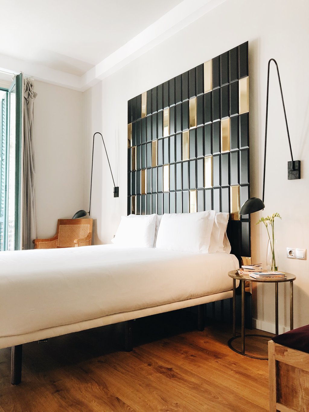 The Conica Deluxe Bed & Breakfast