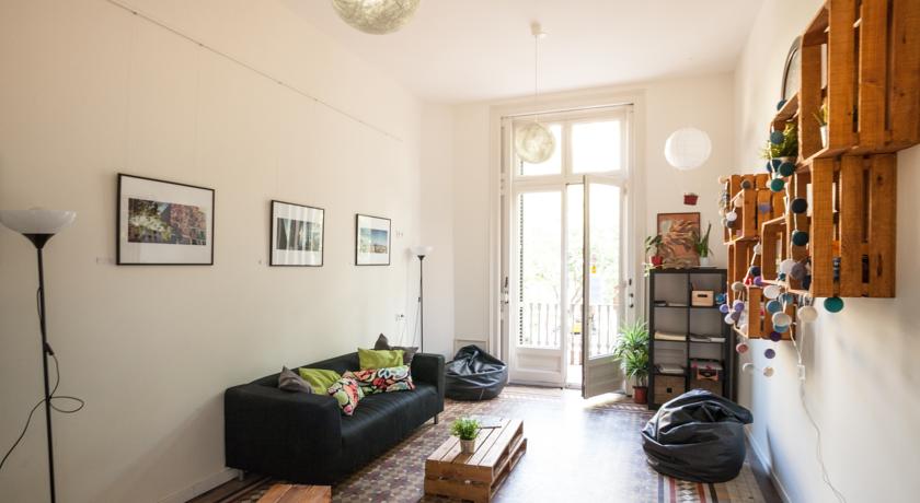 360 Hostel Barcelona Arts&Culture