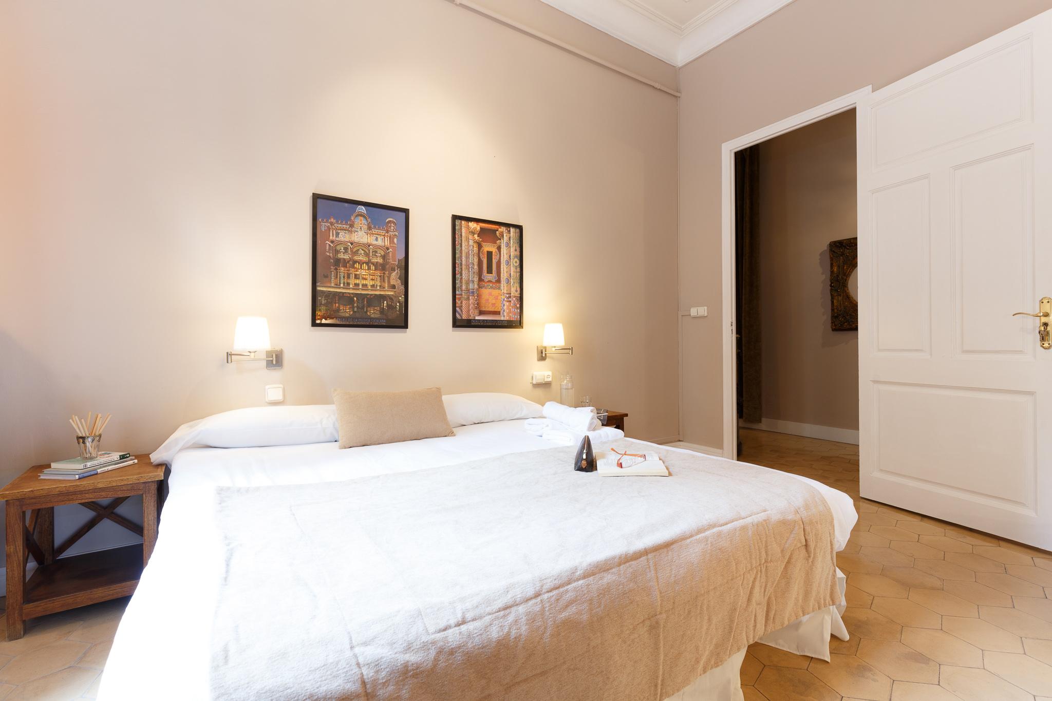 AinB Bed & Breakfast Via Laietana
