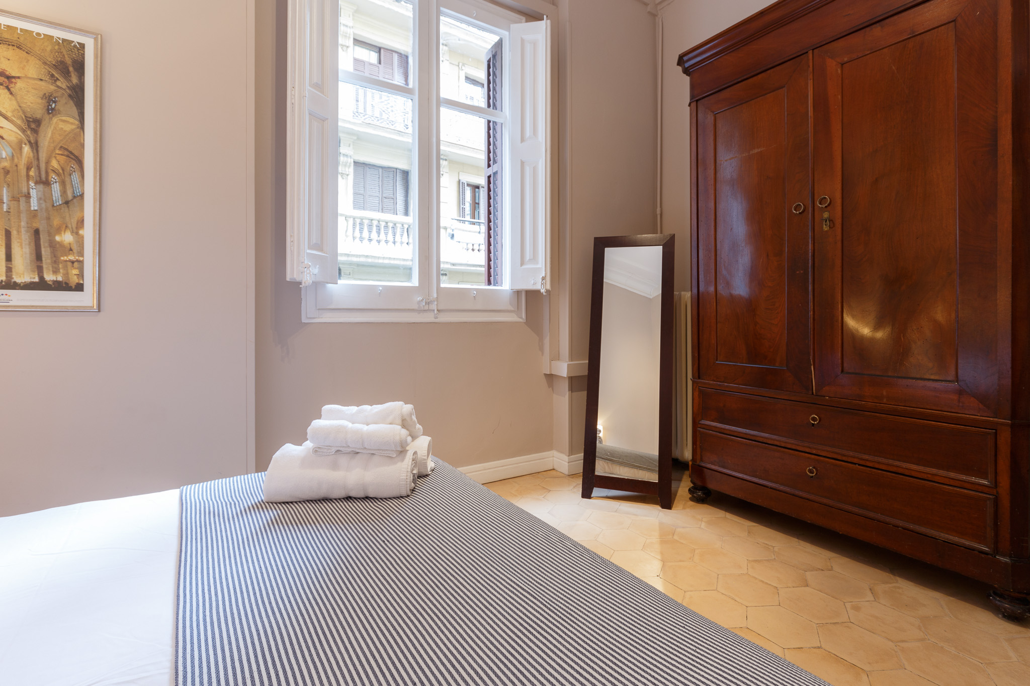 AinB Bed & Breakfast Via Laietana