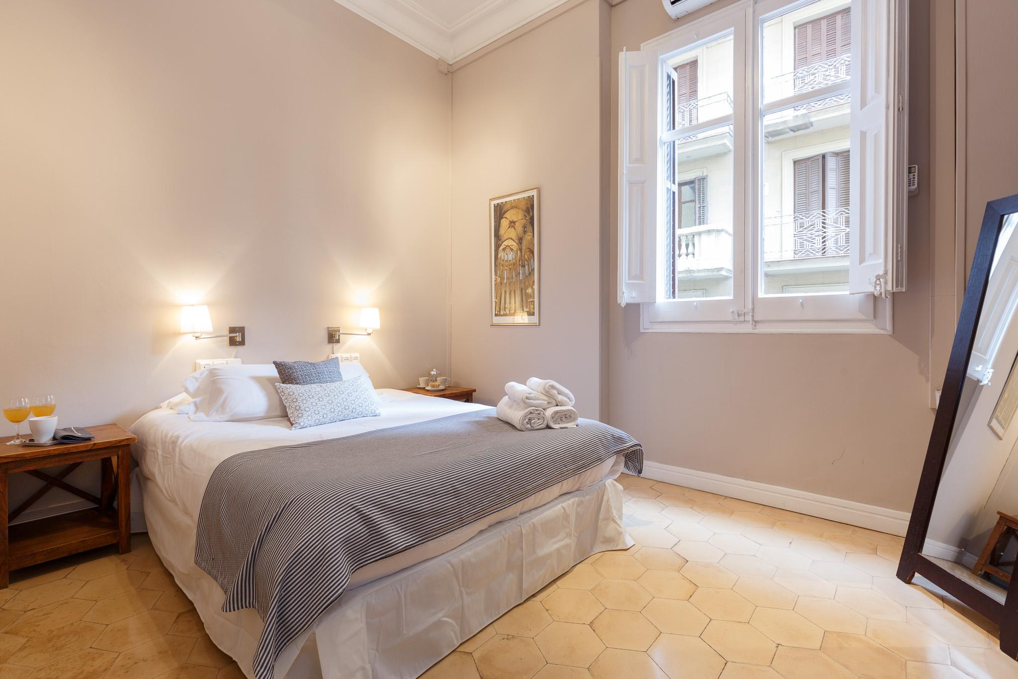 AinB Bed & Breakfast Via Laietana