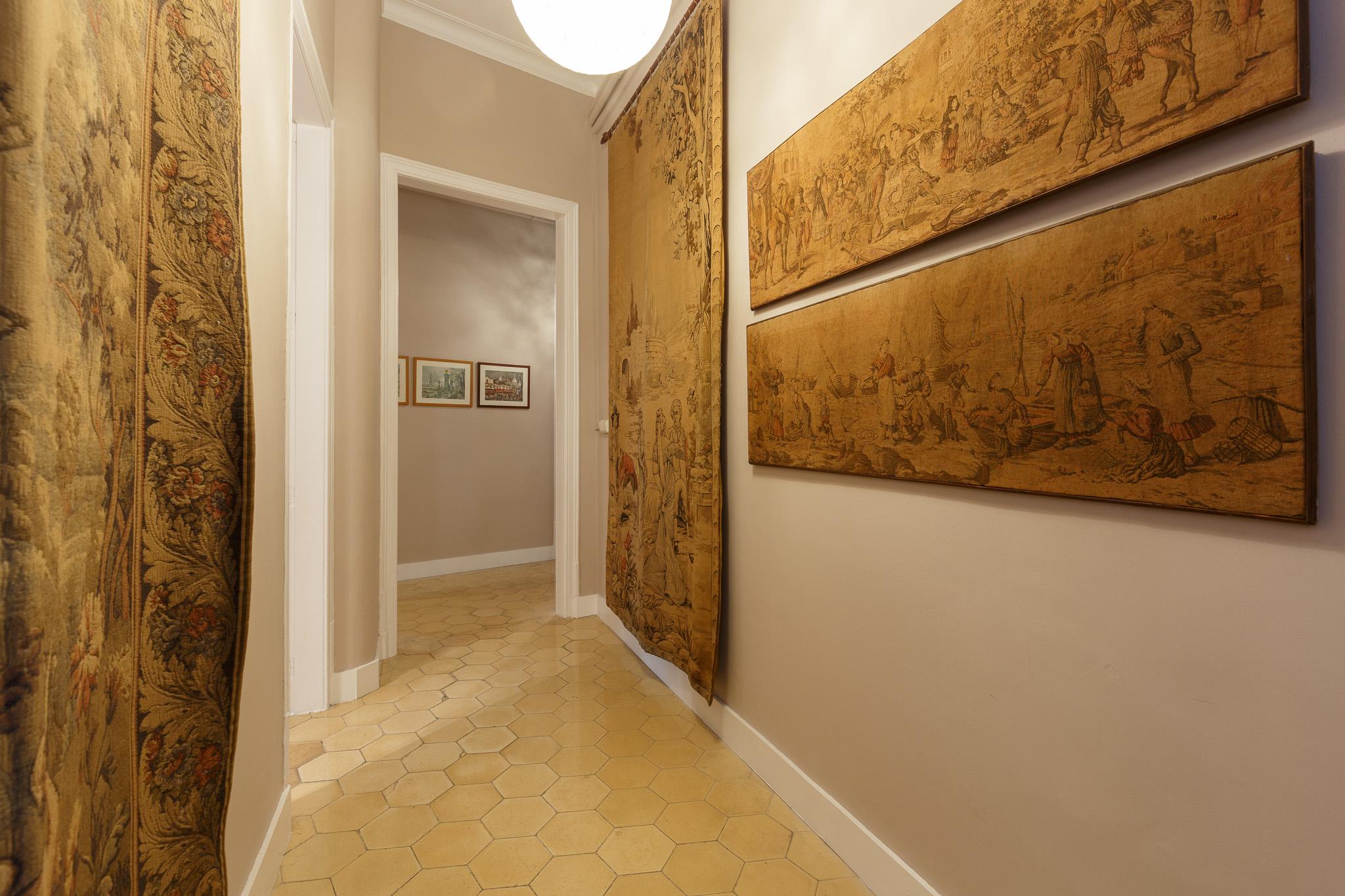 AinB Bed & Breakfast Via Laietana